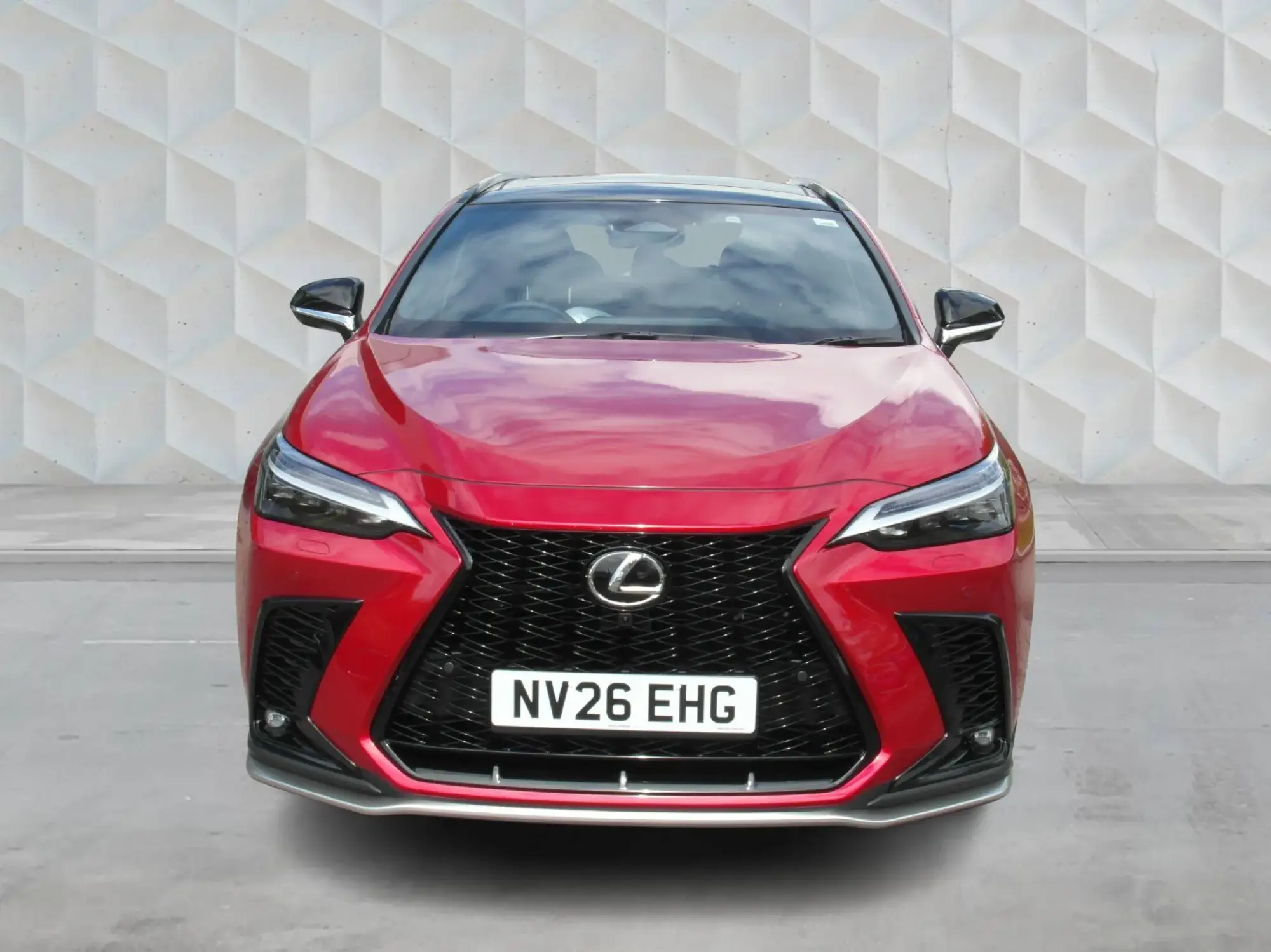 Lexus NX 2.5 450h+ 18.1kWh F Sport E-CVT 4WD Euro 6 (s/s) 5dr NV26EHG Image 2