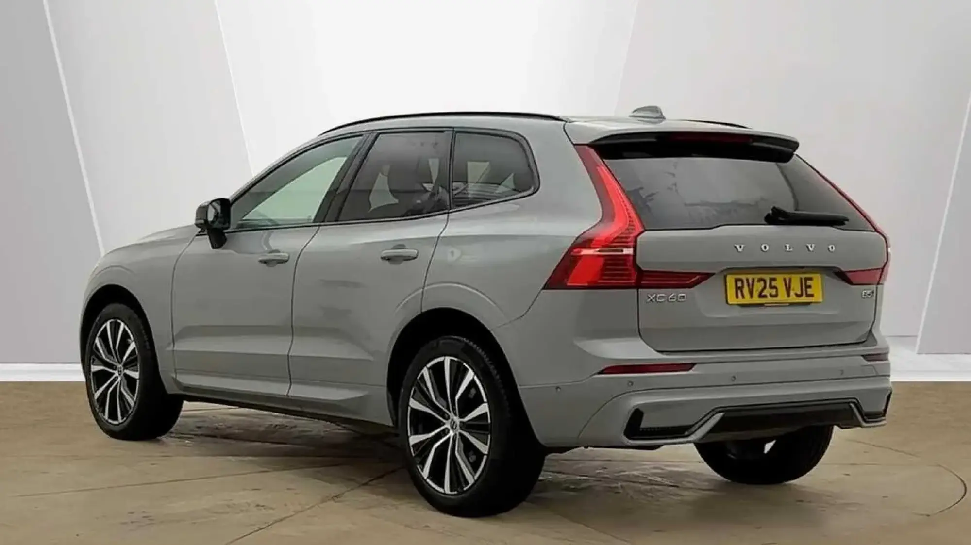 Volvo XC60 Image 3