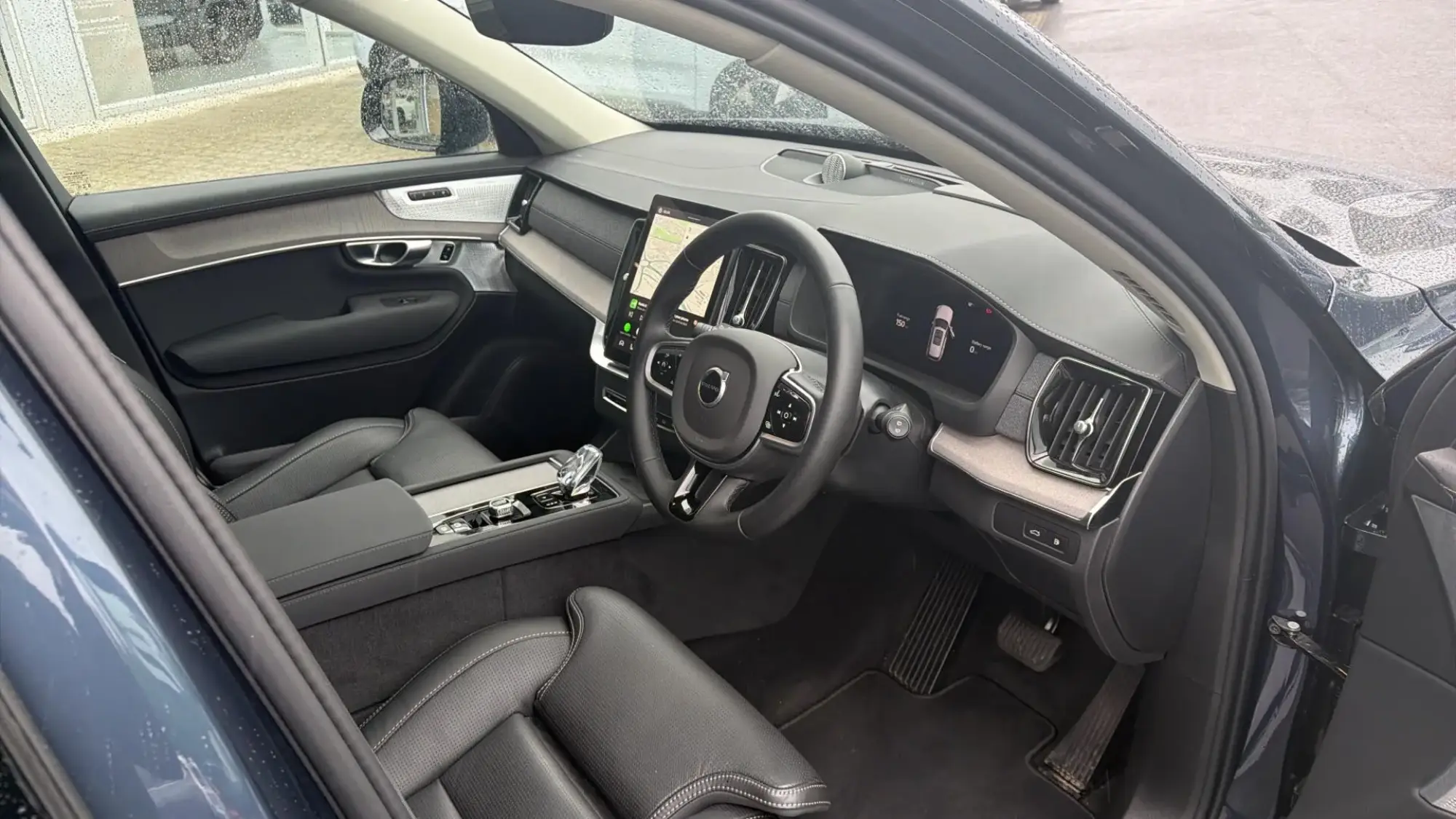 Volvo XC90 Plug-In Hybrid Image 4