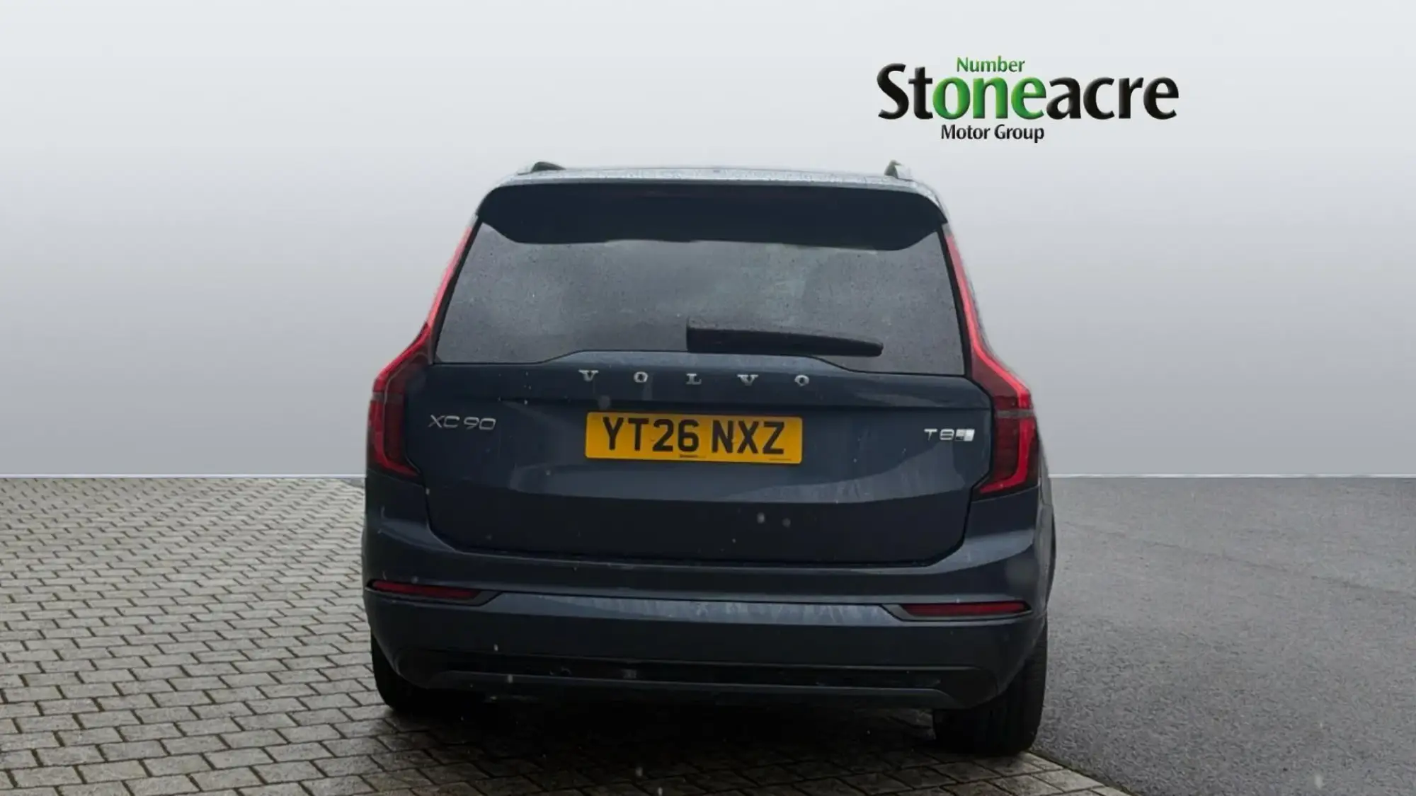 Volvo XC90 Plug-In Hybrid Image 7