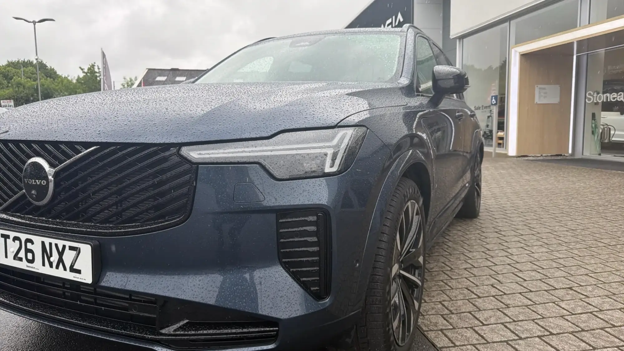Volvo XC90 Plug-In Hybrid Image 33
