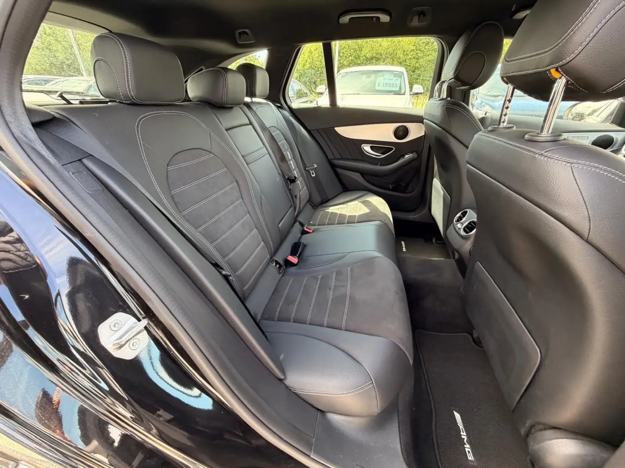 Mercedes-Benz C-Class Image 22 Mercedes-Benz C-Class Image 22