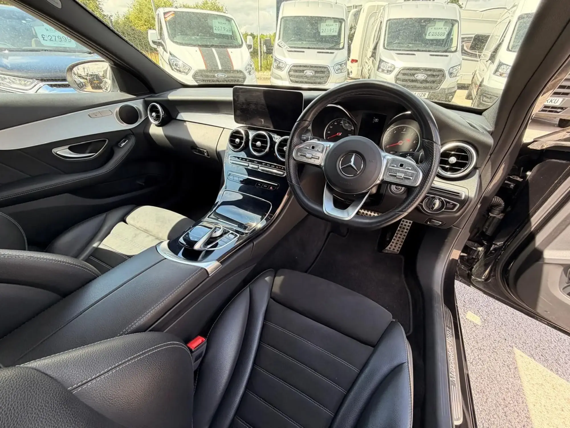 Mercedes-Benz C-Class Image 31 Mercedes-Benz C-Class Image 31