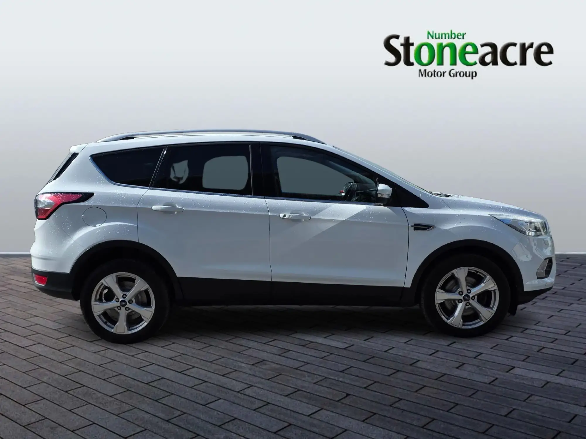 Ford Kuga 2.0 TDCi Titanium X 2WD Euro 6 (s/s) 5dr CE68FLF Image 2