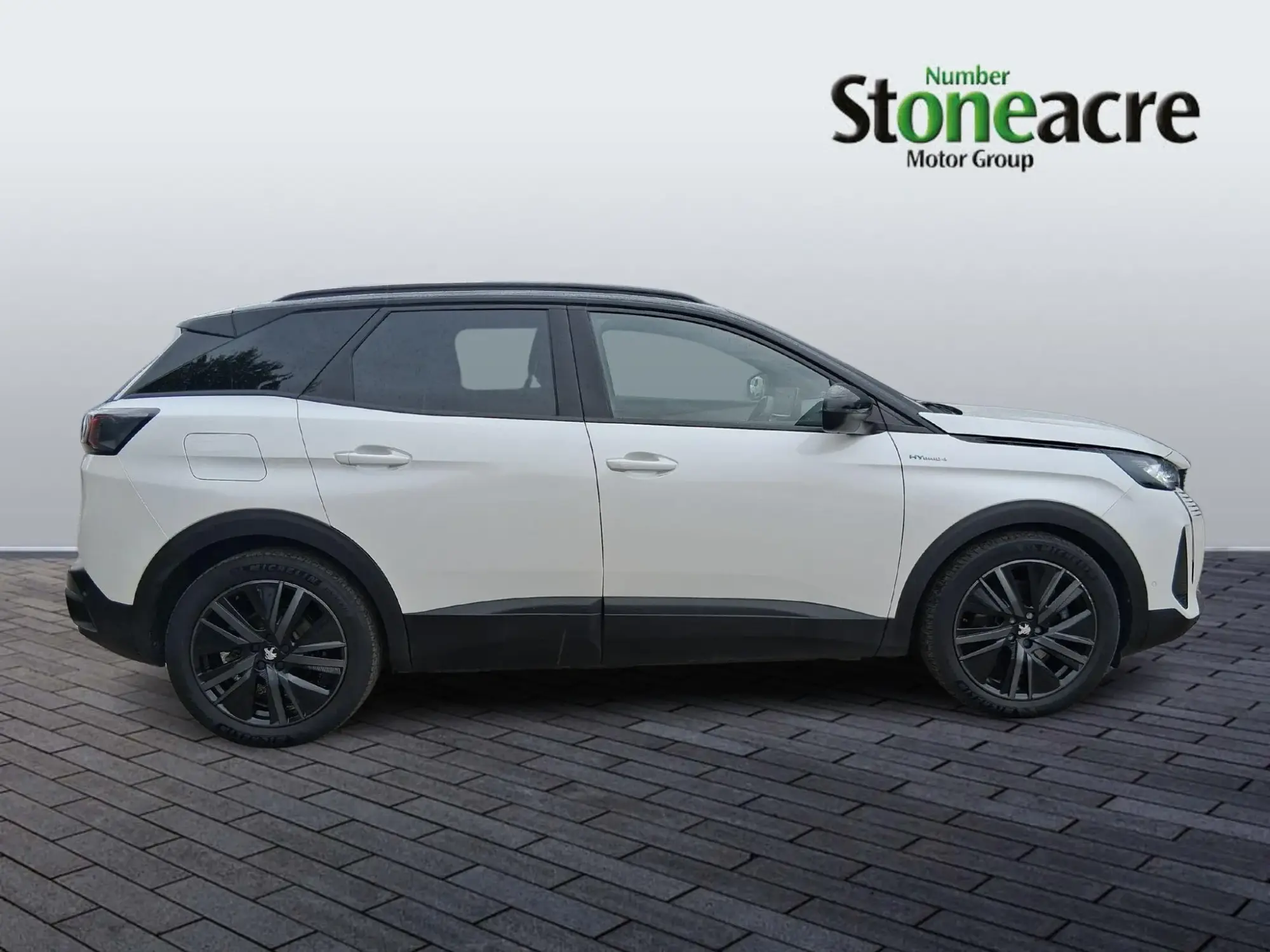 Peugeot 3008 Plug-in Hybrid Image 2