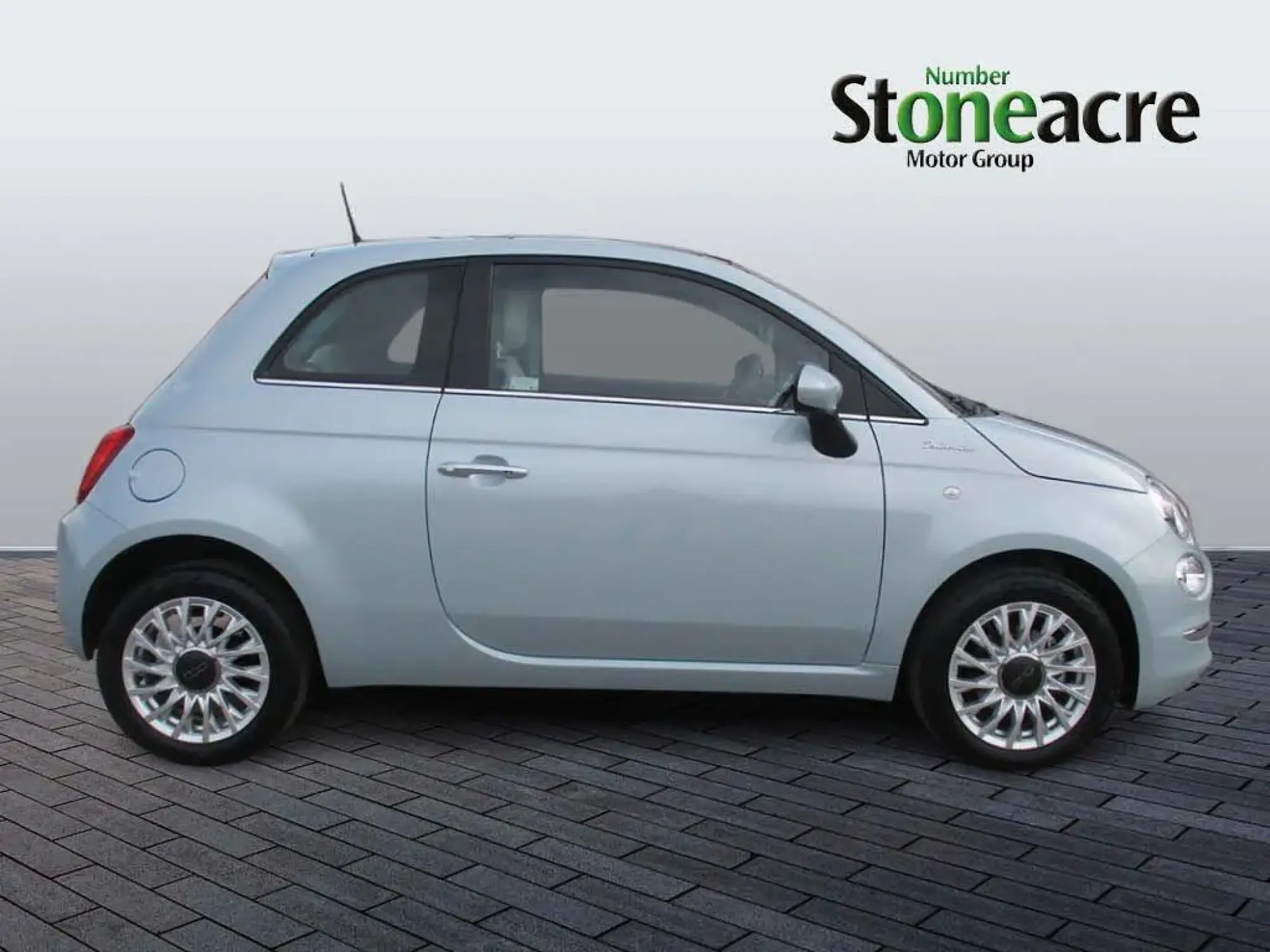 Fiat 500 Hybrid Image 2