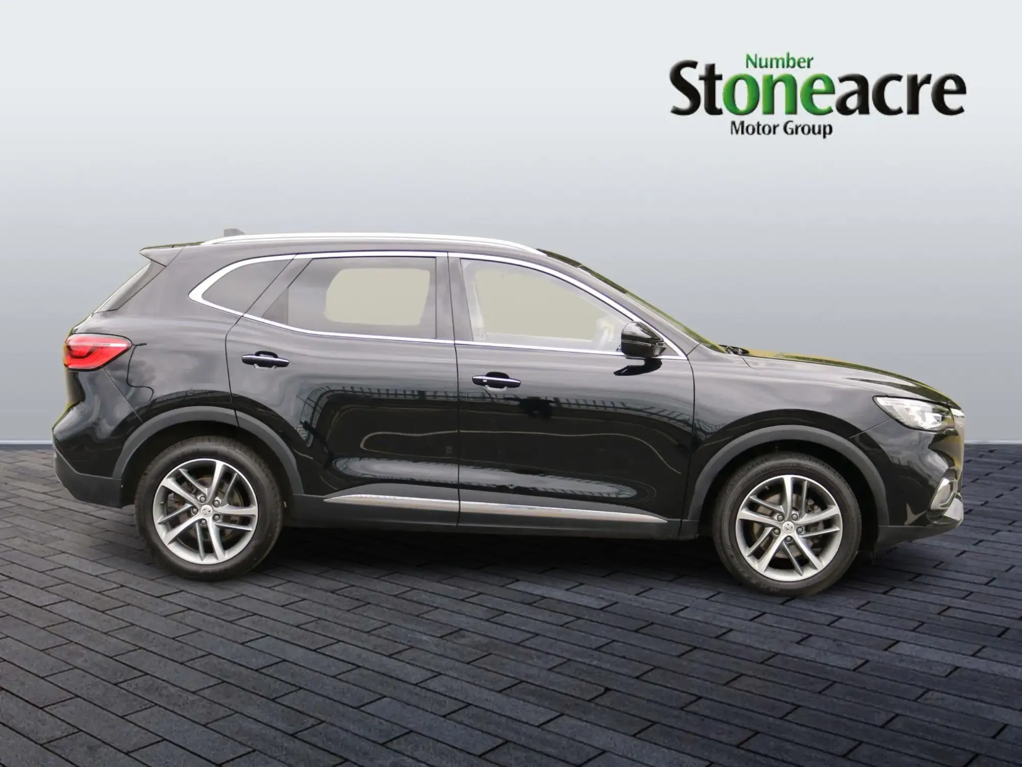 MG HS 1.5 T-GDI Exclusive SUV 5dr Petrol DCT Euro 6 (s/s) (162 ps) SH23XAM Image 2