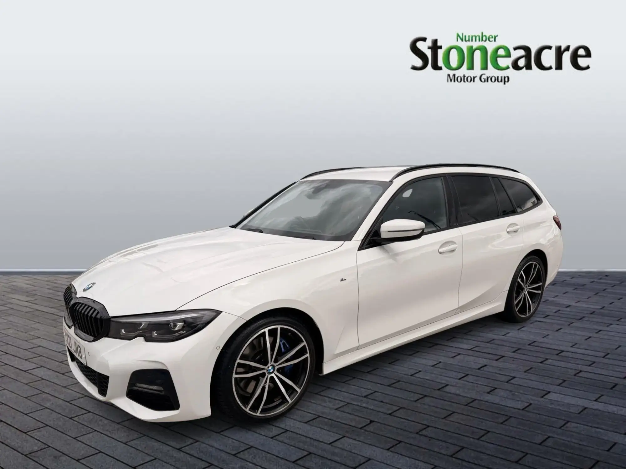 BMW 3 Series Touring 320d M Sport Touring YK21JMB Image 2
