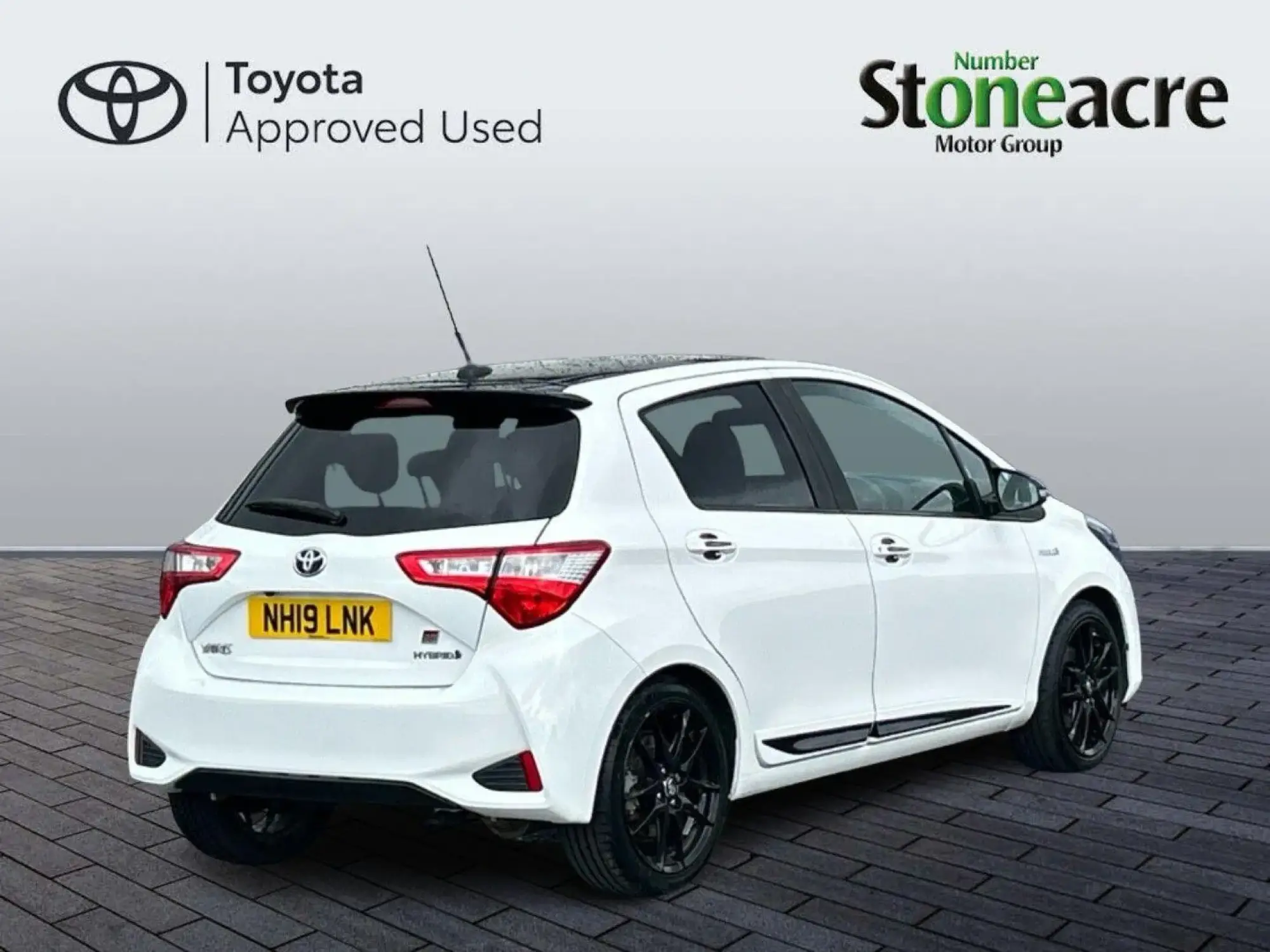 Toyota Yaris Image 3
