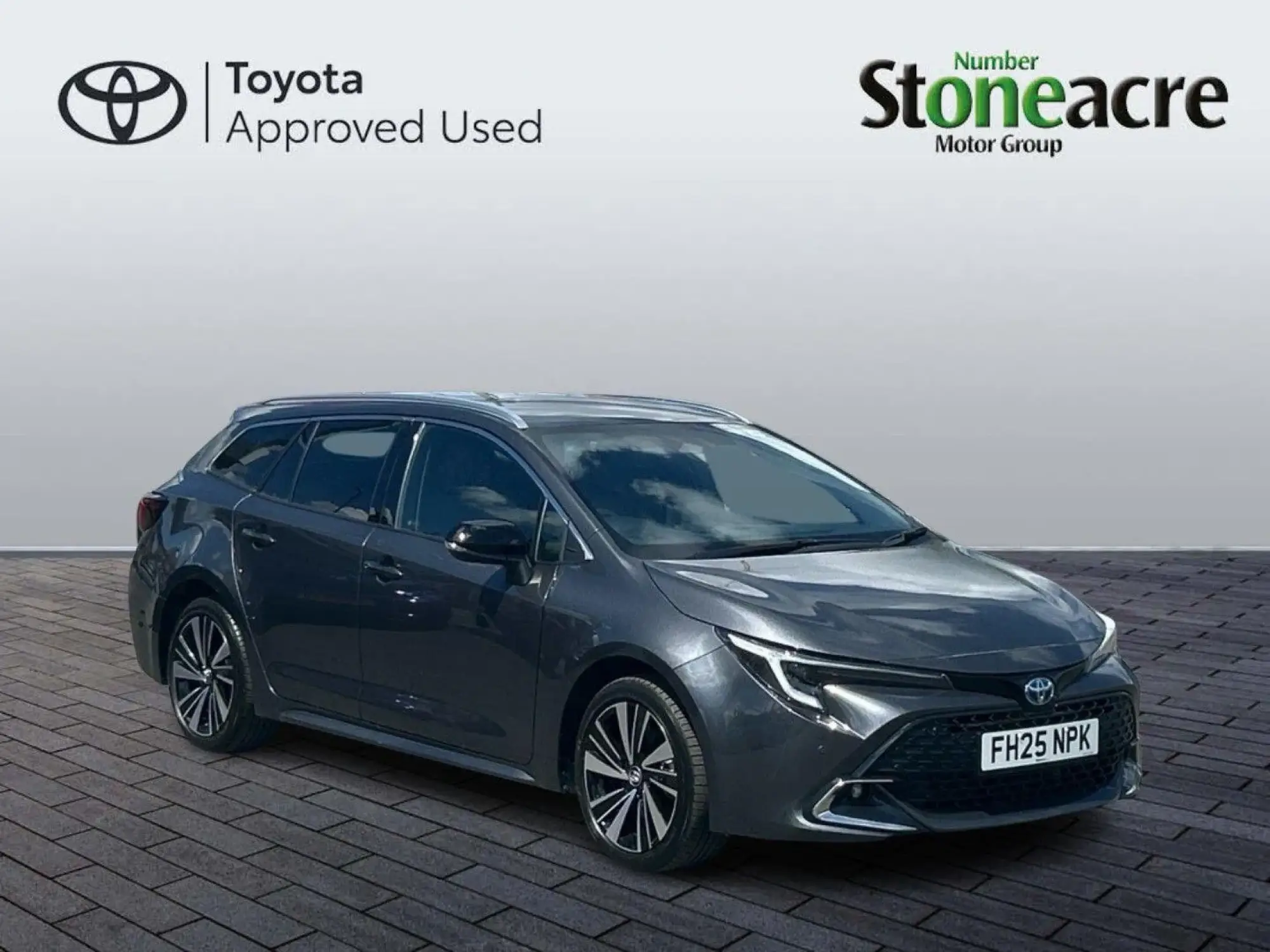 Toyota Corolla Touring Sports 1.8 VVT-h Design Touring Sports CVT Euro 6 (s/s) 5dr FH25NPK Image 1
