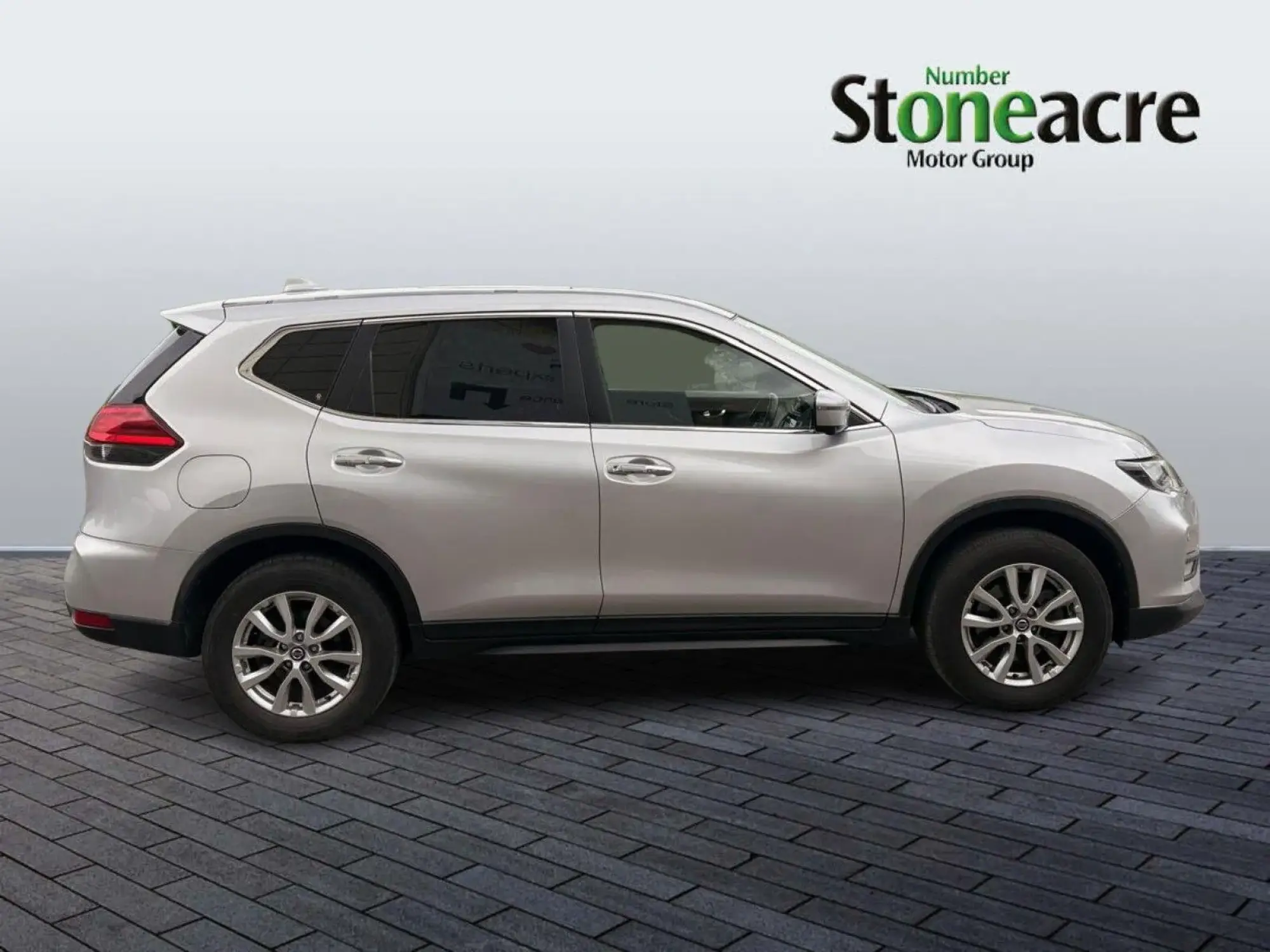 Nissan X-Trail 1.7 dCi Acenta Premium Euro 6 (s/s) 5dr PN21YLB Image 2