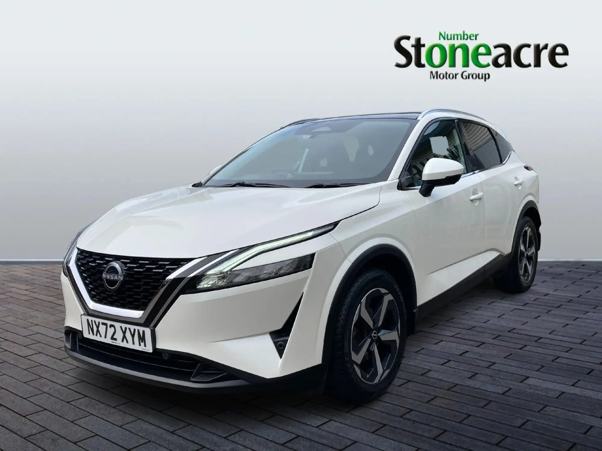 Nissan Qashqai 1.3 DiG-T MH N-Connecta 5dr NX72XYM Image 3