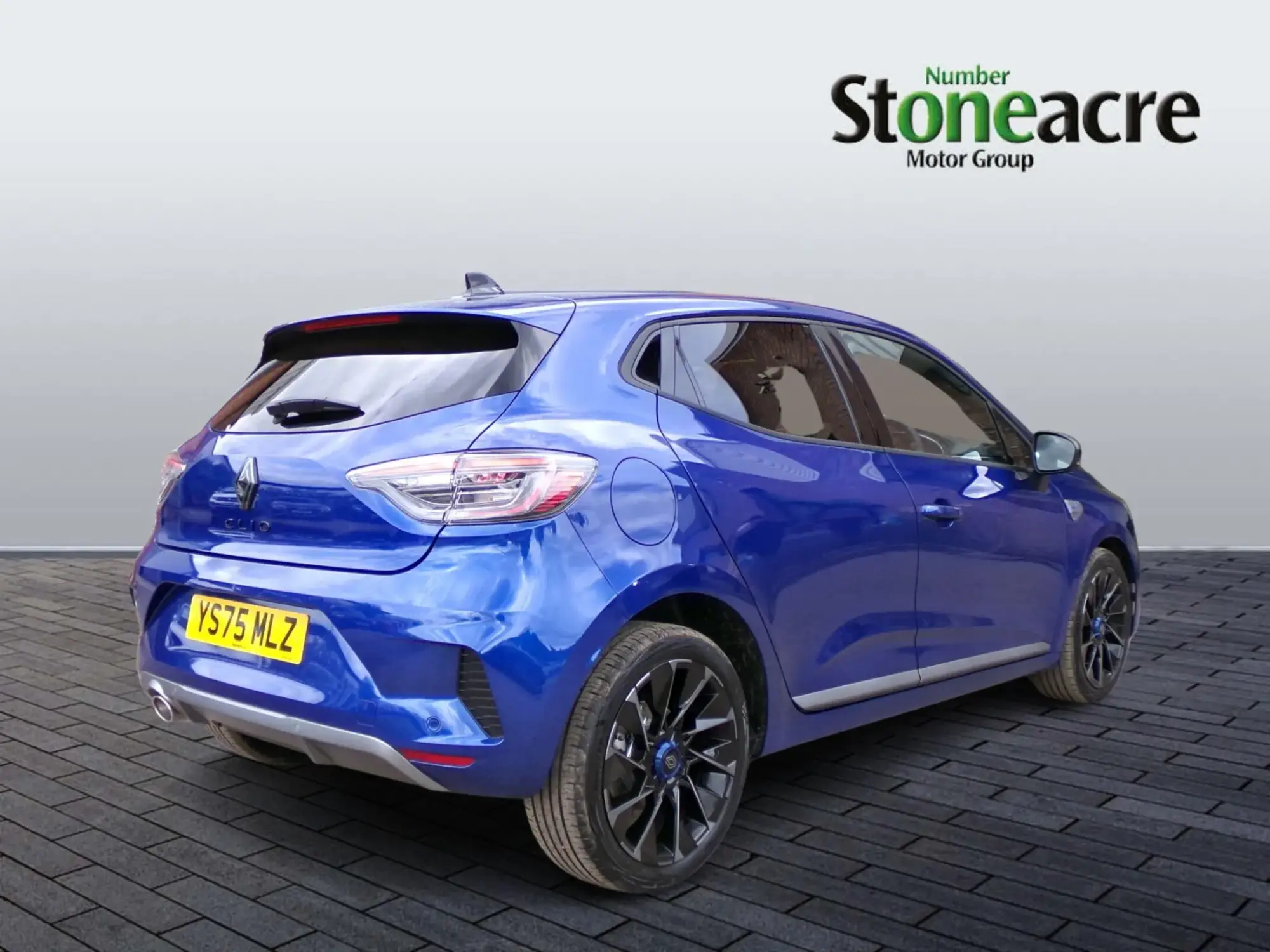 Renault Clio Image 2