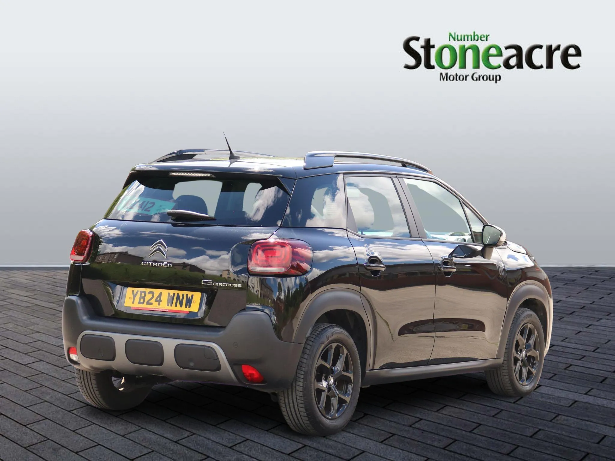 2024 Citroen C3 Aircross thumbnail 3