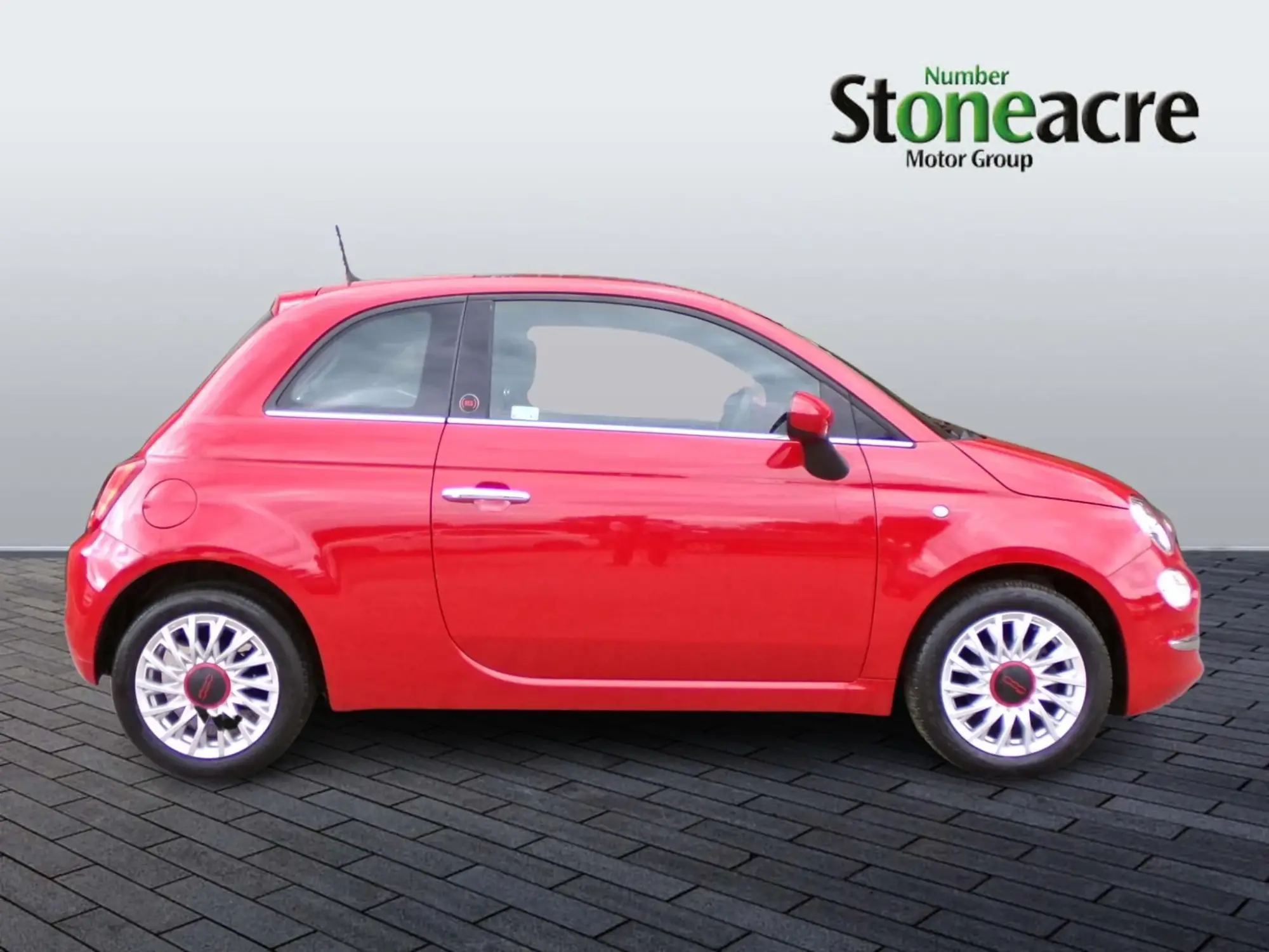 Fiat 500 1.0 Mild Hybrid Red 3dr YN72HXA Image 2