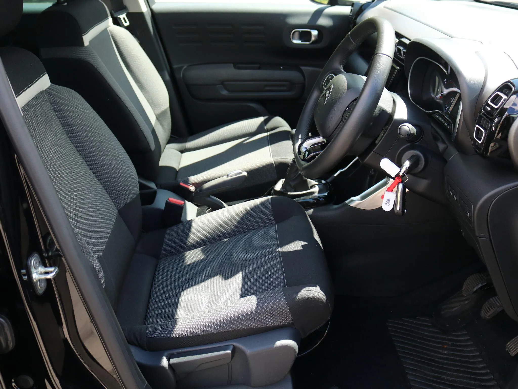2024 Citroen C3 Aircross thumbnail 13
