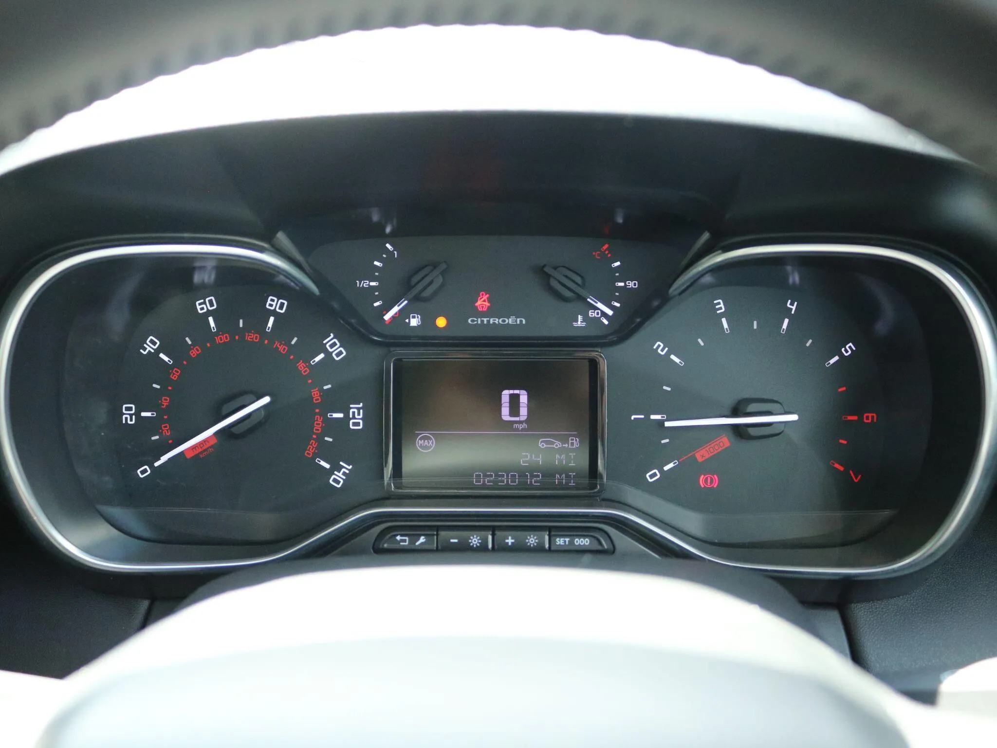 2024 Citroen C3 Aircross thumbnail 17