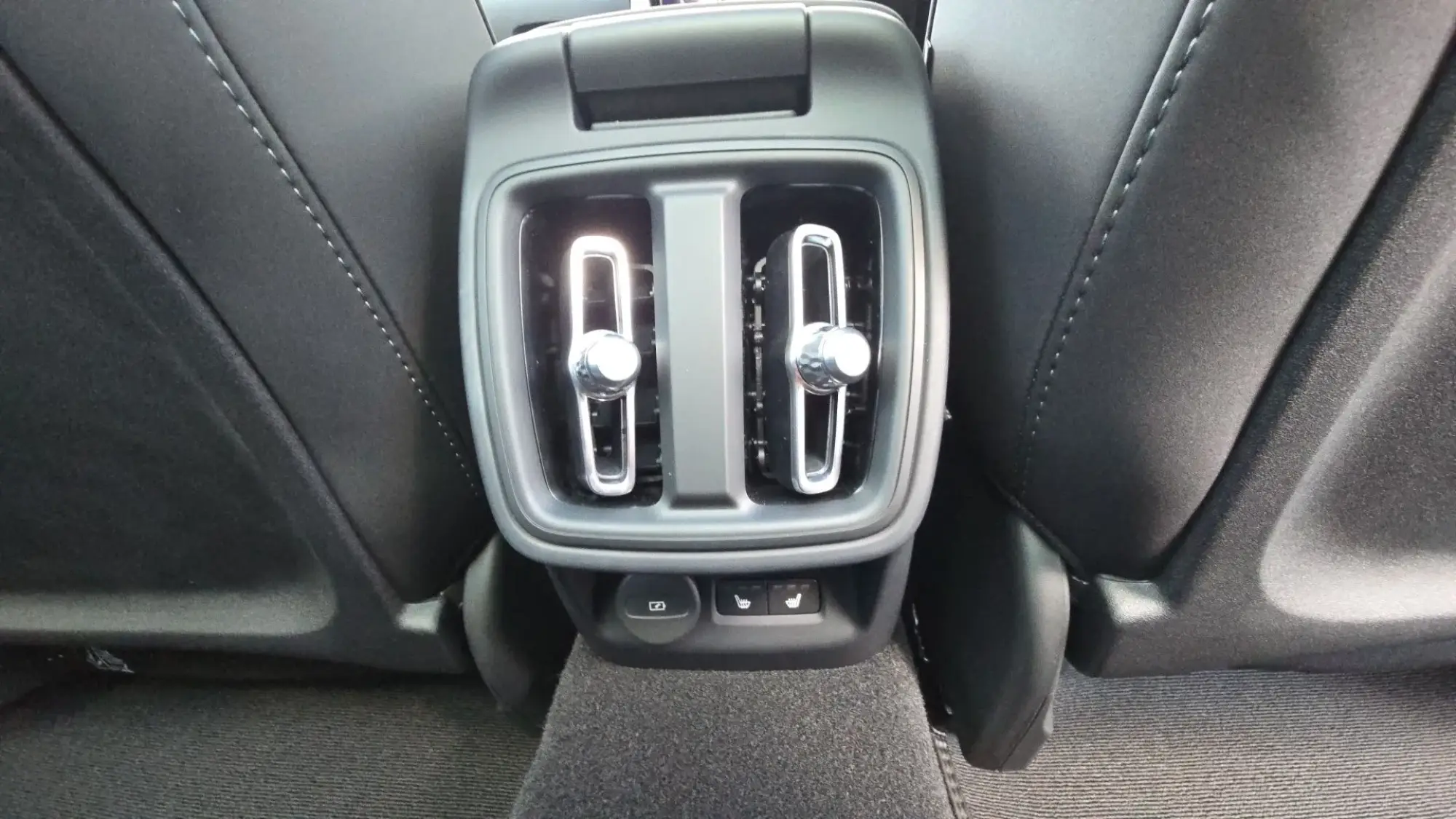 Polestar 2 Image 20 Polestar 2 Image 20