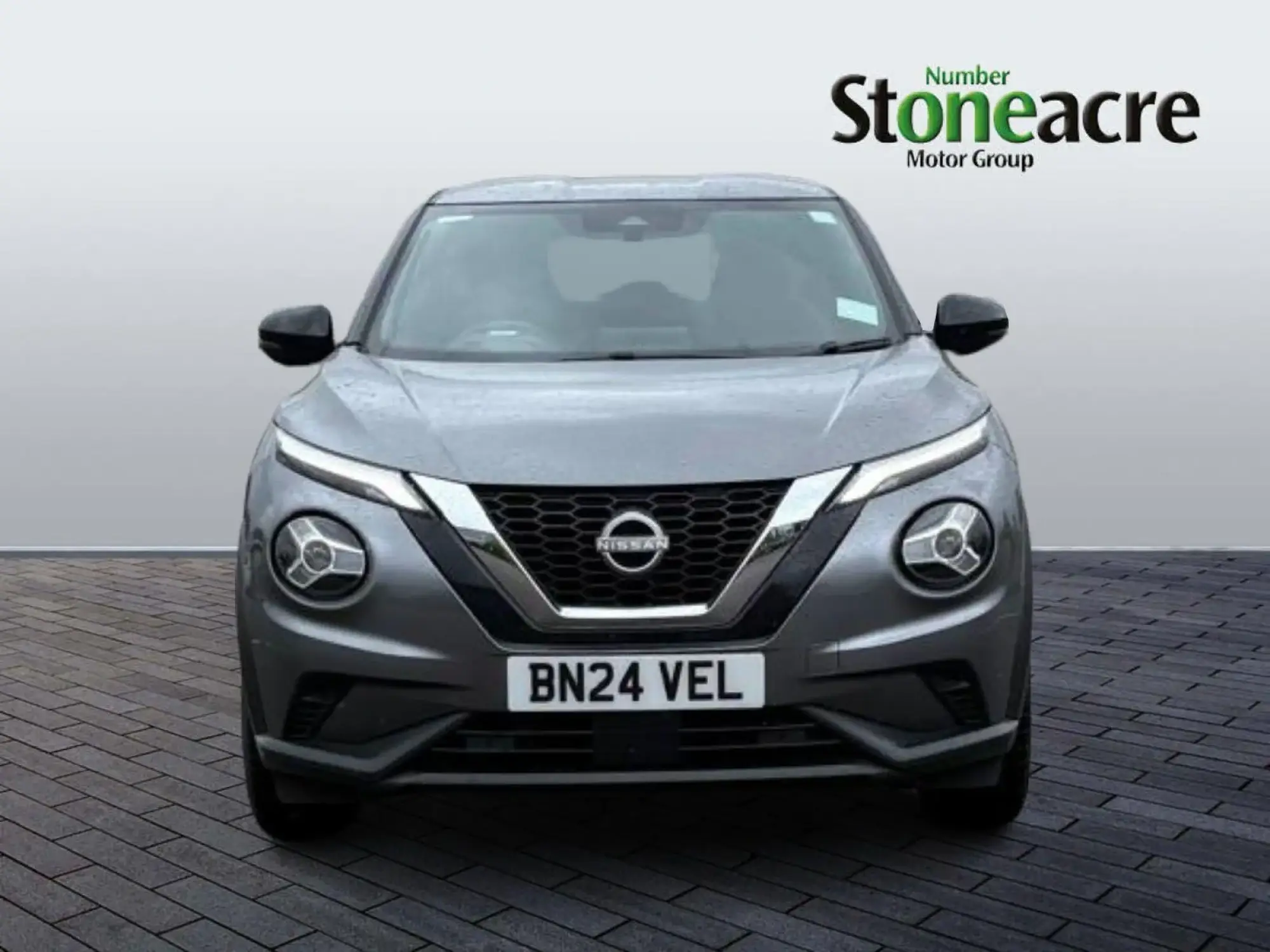 Nissan Juke 1.0 DiG-T N-Connecta 5dr BN24VEL Image 2