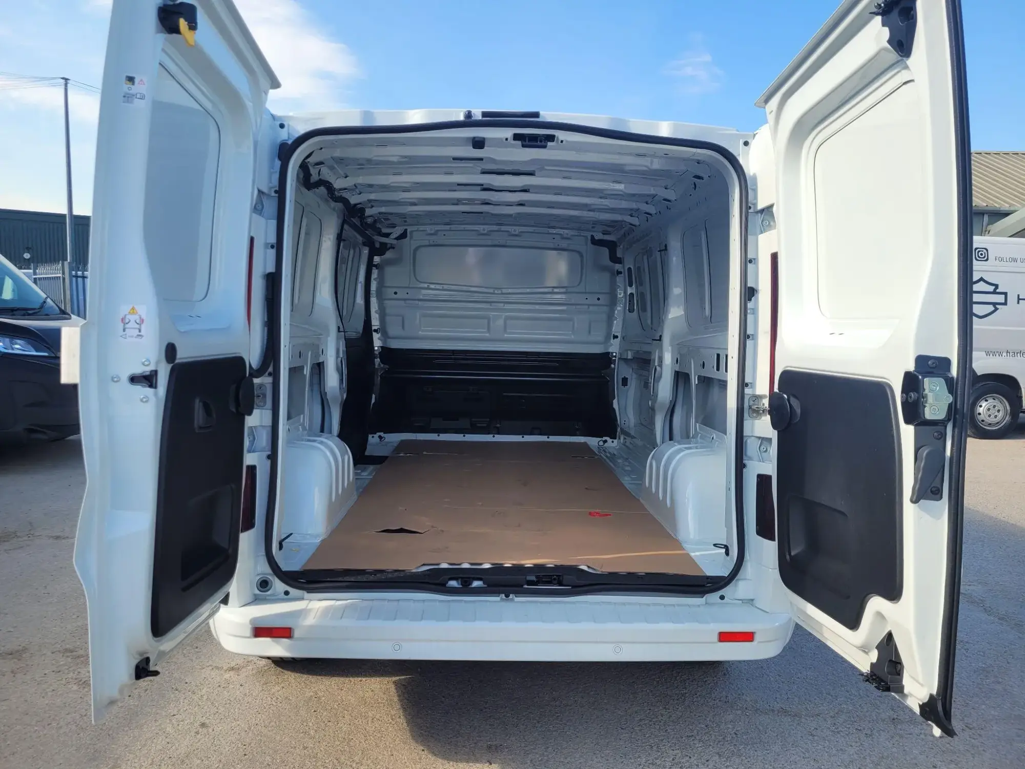 Renault Trafic Image 9