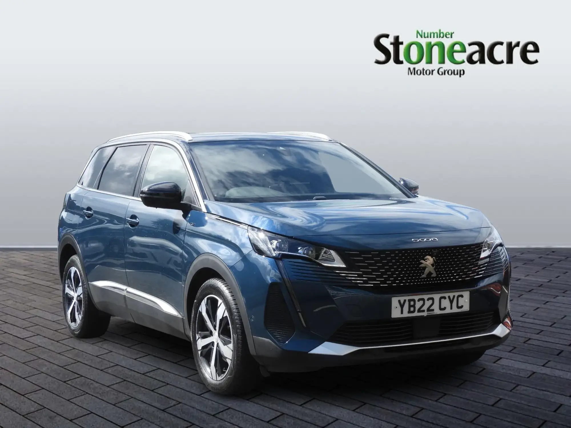 Peugeot 5008 Image 1 Peugeot 5008 Image 1