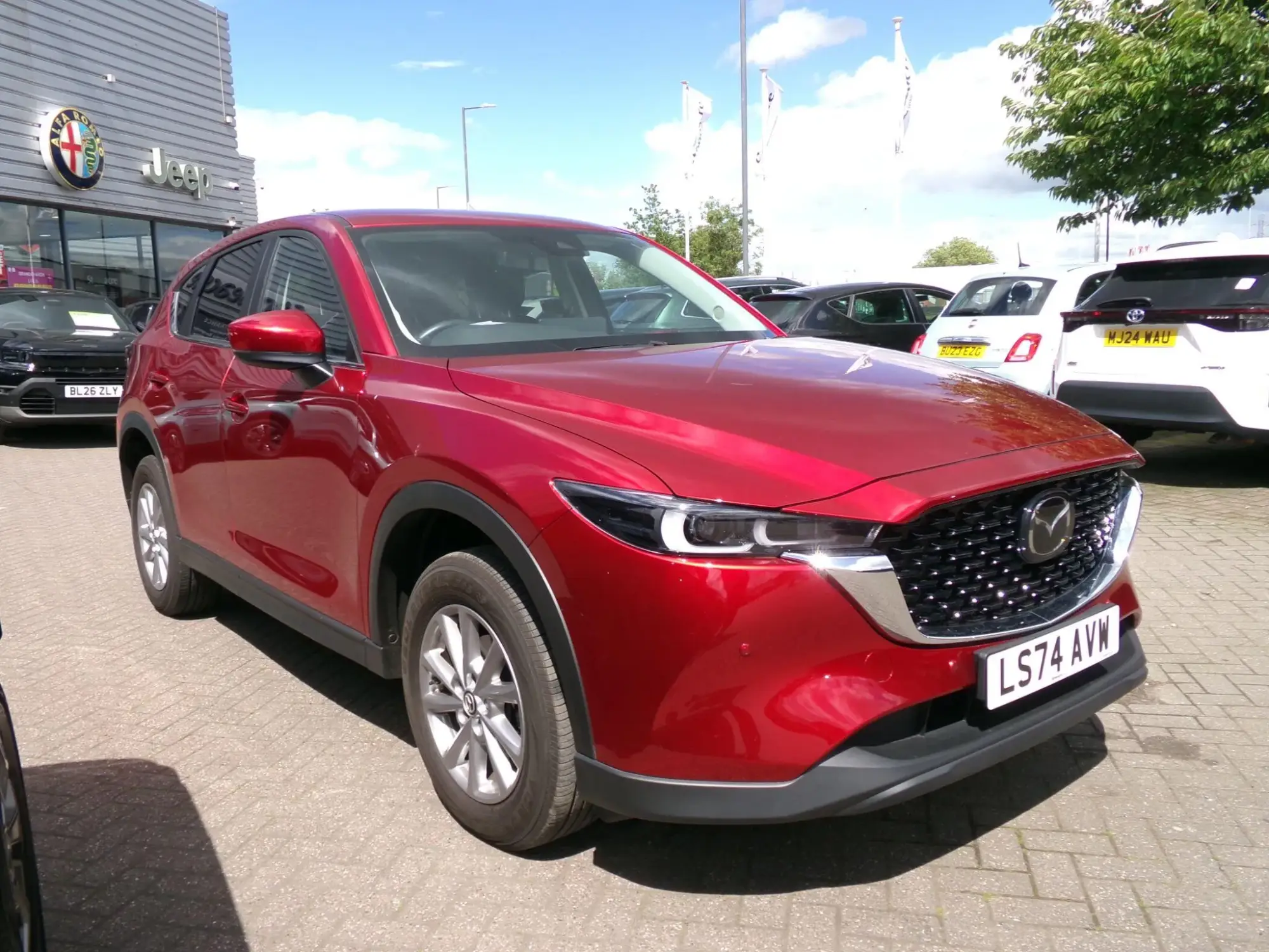 Mazda CX-5 2.0 e-SKYACTIV-G MHEV Centre-Line Euro 6 (s/s) 5dr LS74AVW Image 1