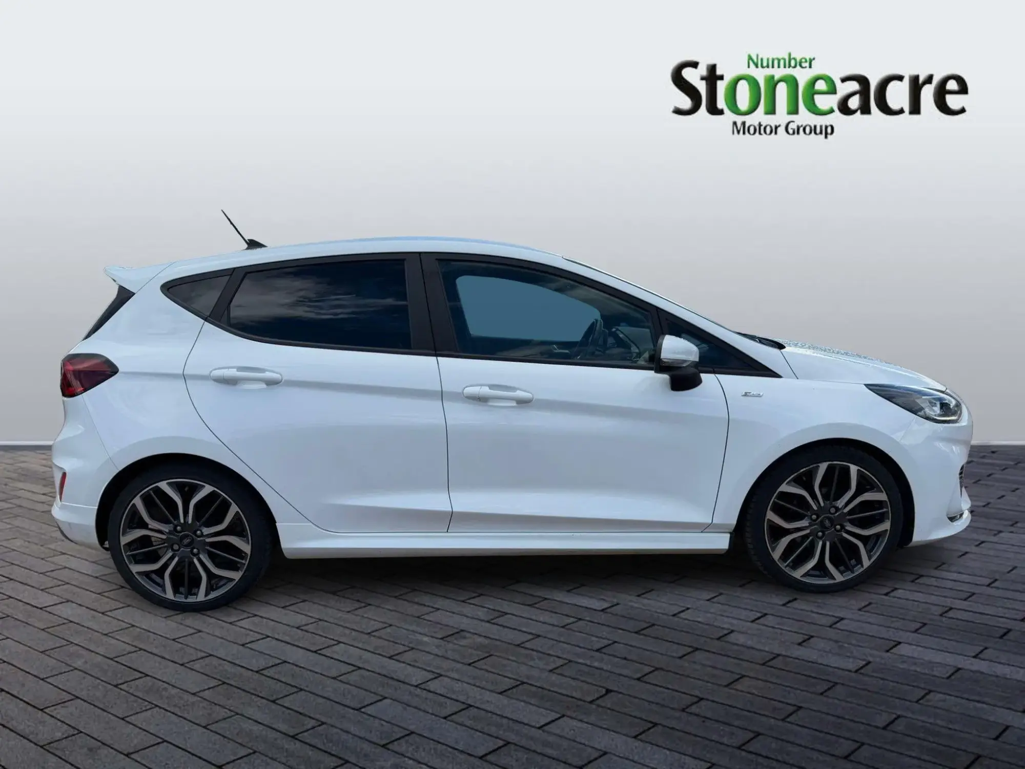 Ford Fiesta Image 2