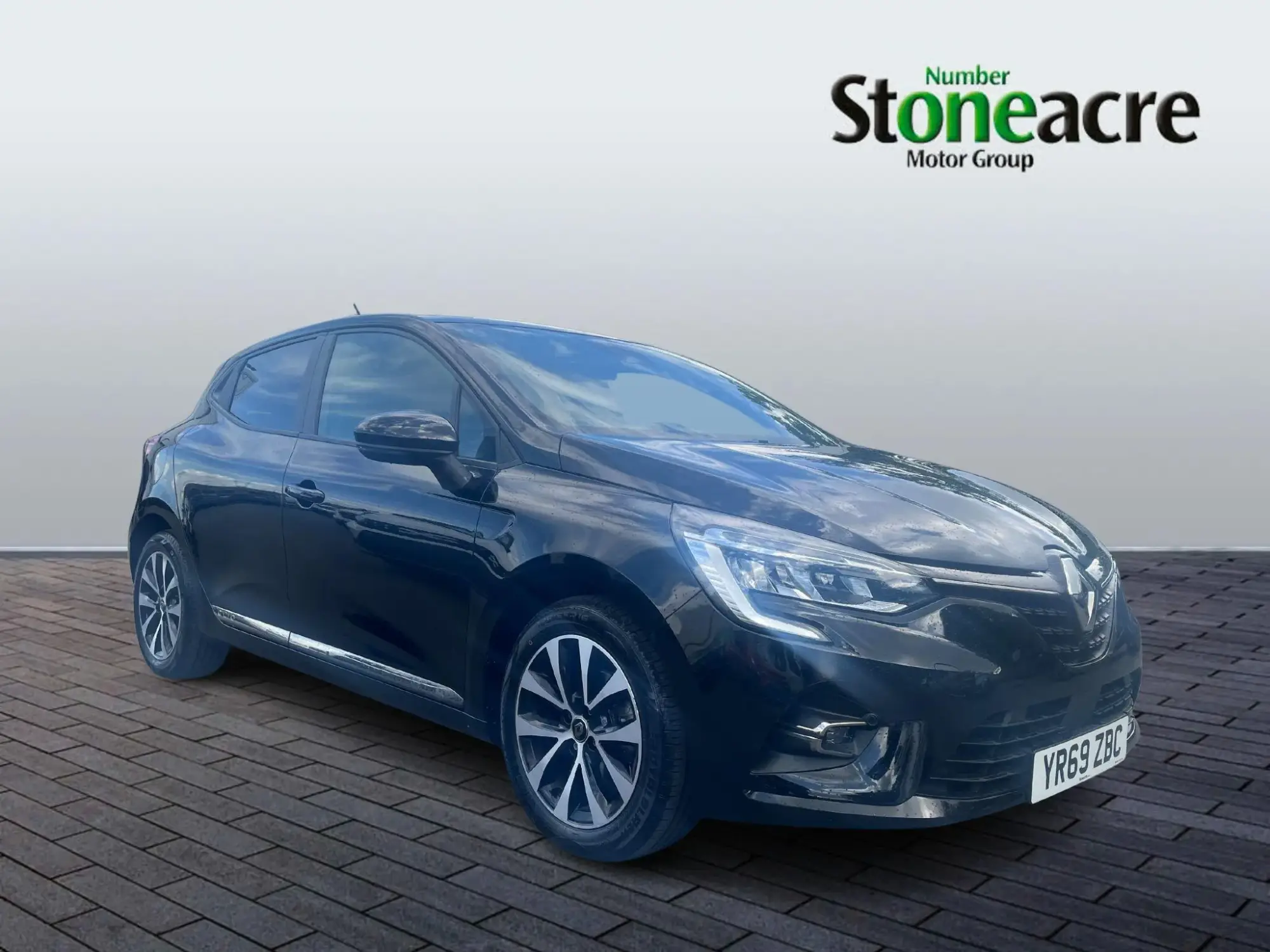 Renault Clio Image 1