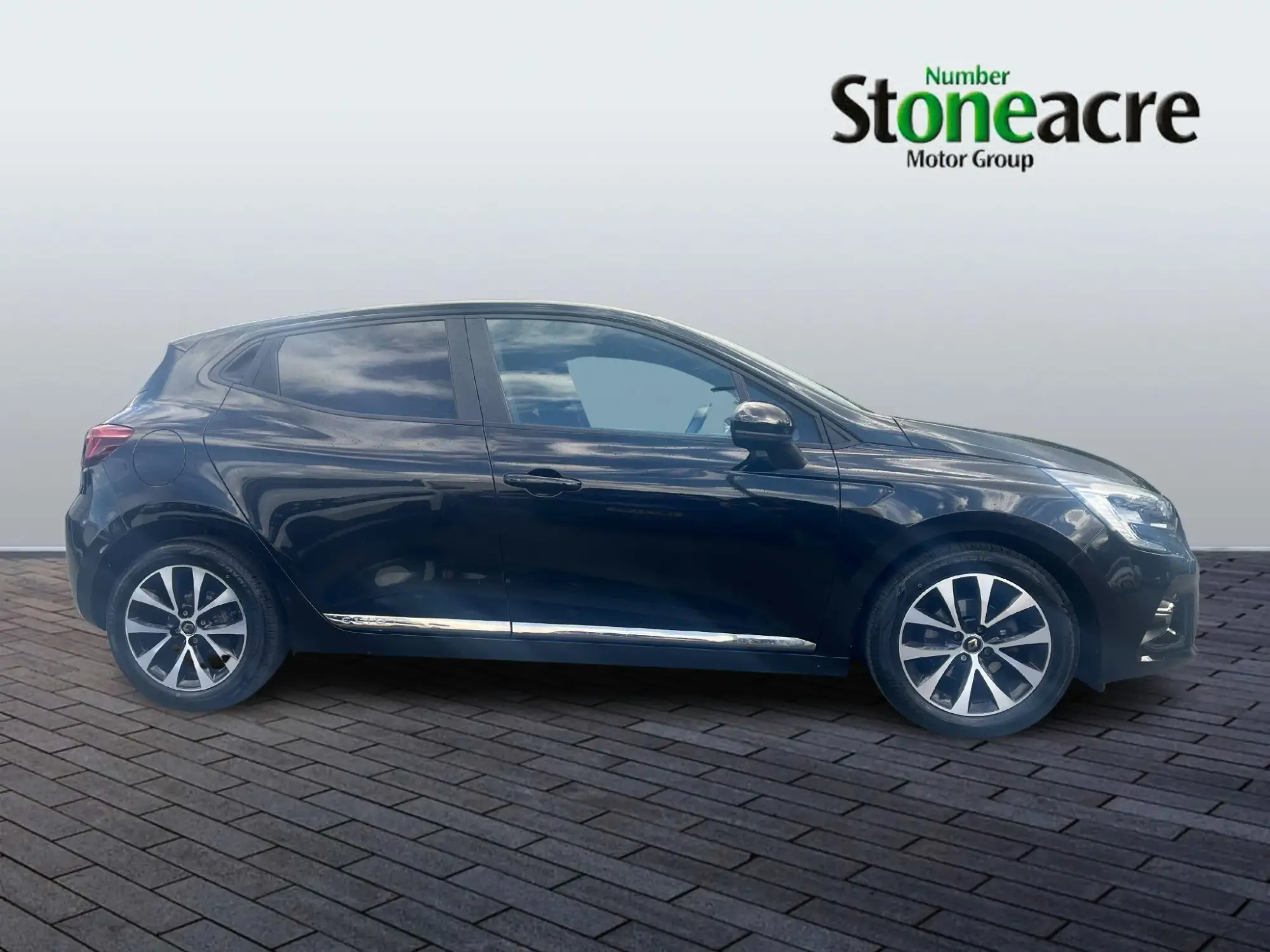 Renault Clio Image 2