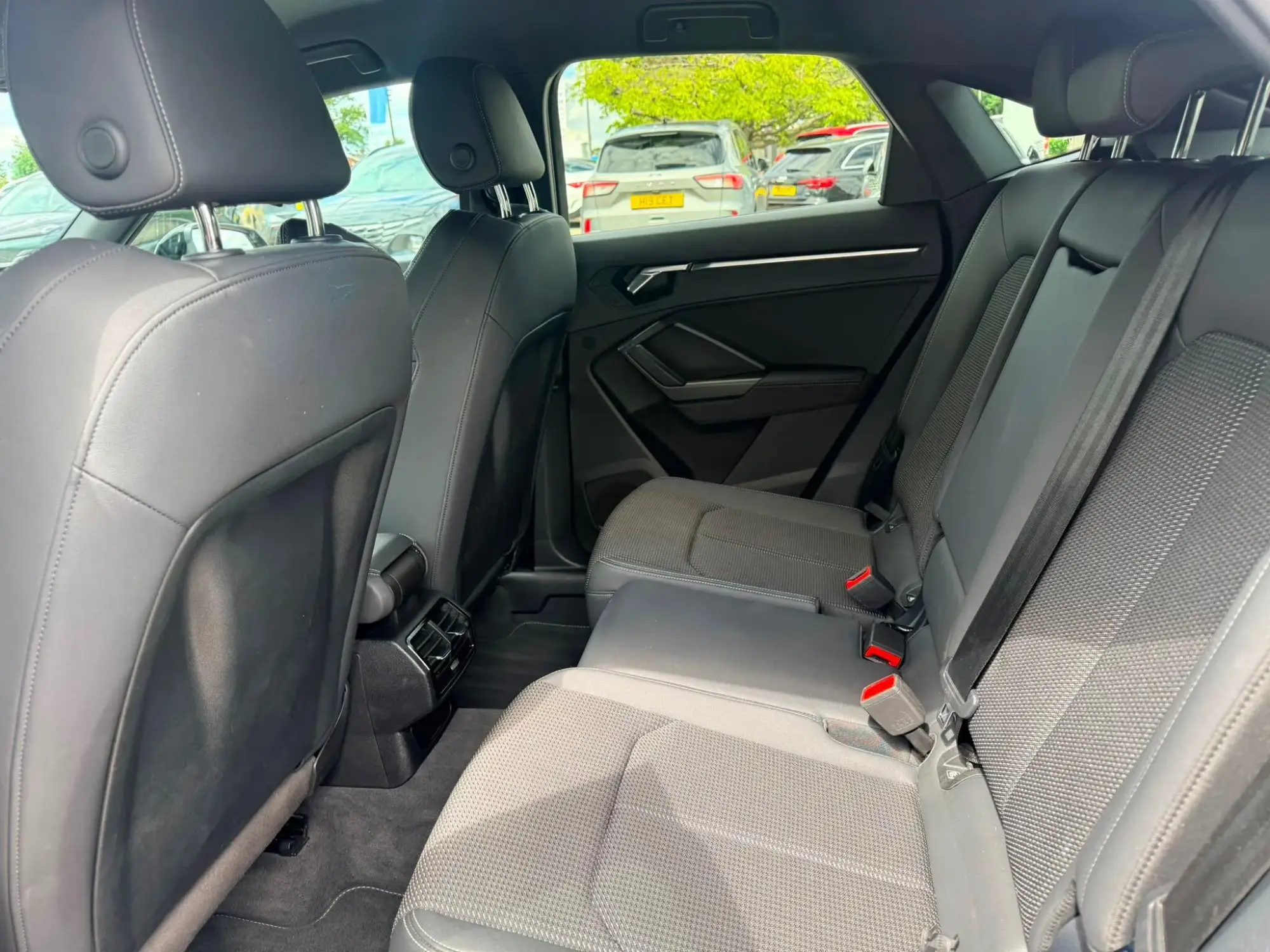 Audi Q3 Image 13