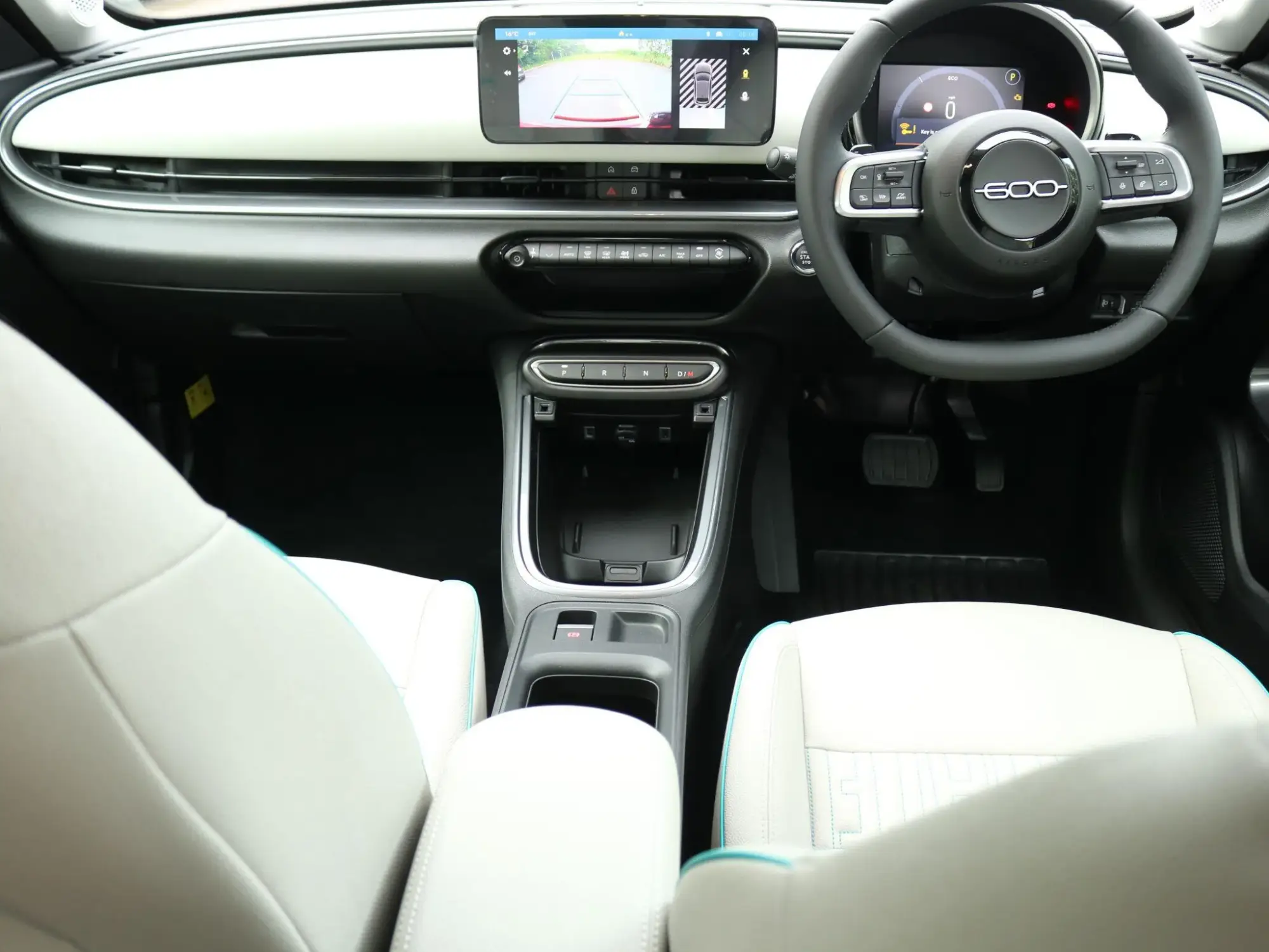 Fiat 600 Petrol Image 16