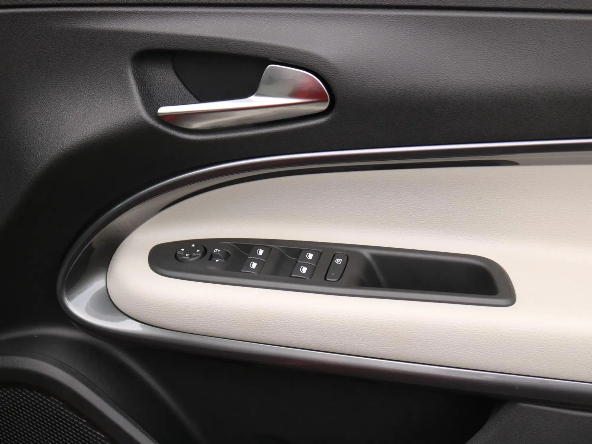Fiat 600 Petrol Image 29