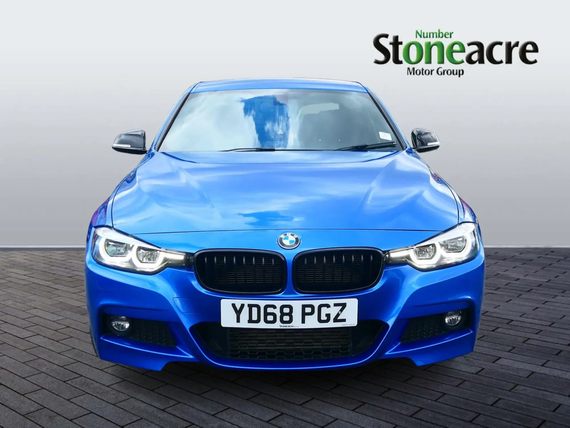 BMW 3 Series 2.0 320d M Sport Shadow Edition Euro 6 (s/s) 4dr YD68PGZ Image 2