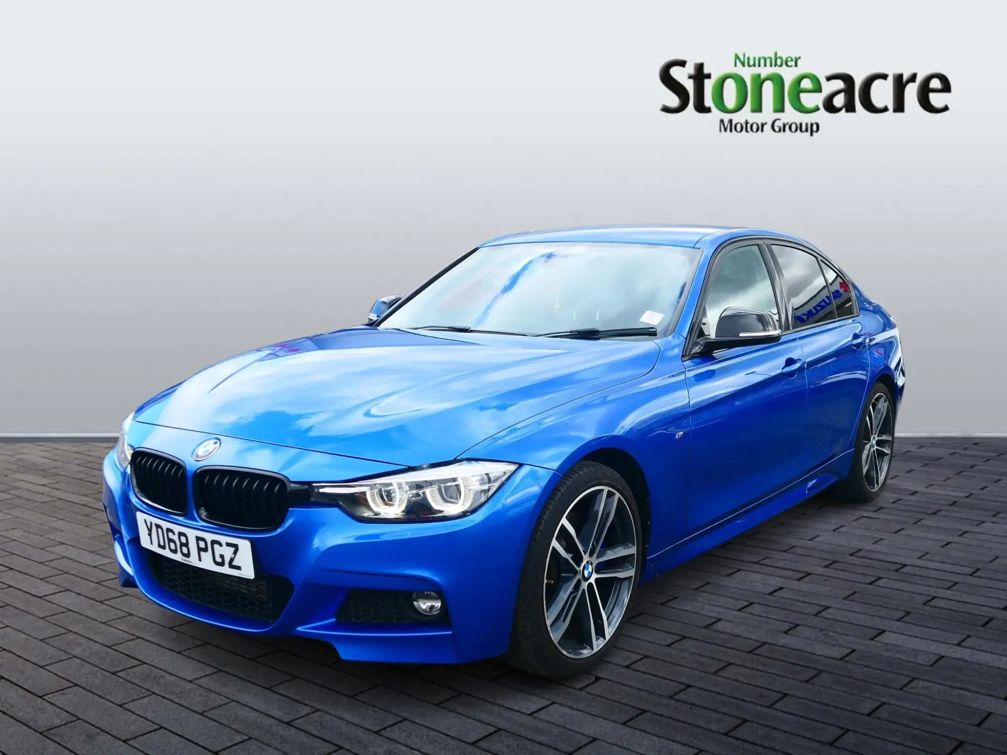 BMW 3 Series 2.0 320d M Sport Shadow Edition Euro 6 (s/s) 4dr YD68PGZ Image 3