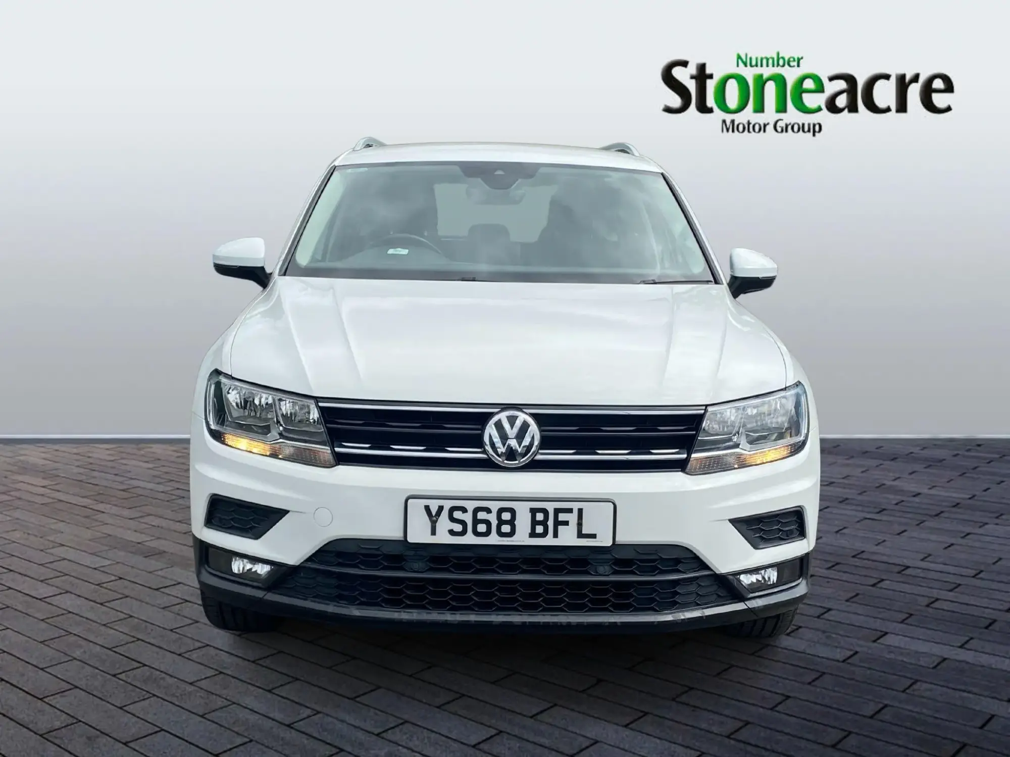 Volkswagen Tiguan 2.0 TDI SE DSG 4Motion Euro 6 (s/s) 5dr YS68BFL Image 2