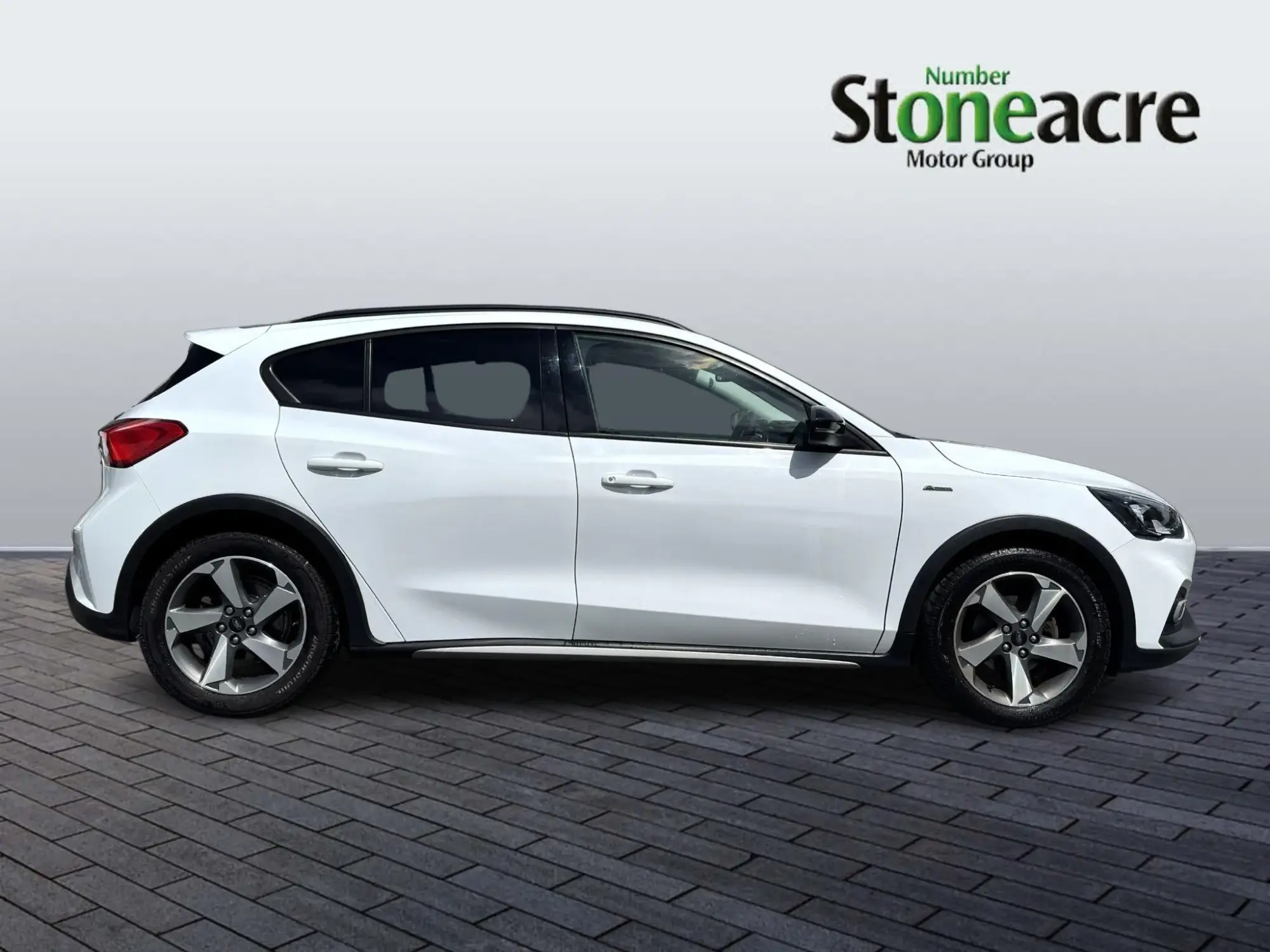 Ford Focus 1.0T EcoBoost MHEV Active Edition Hatchback 5dr Petrol Manual Euro 6 (s/s) (125 ps) MW21FFA Image 2
