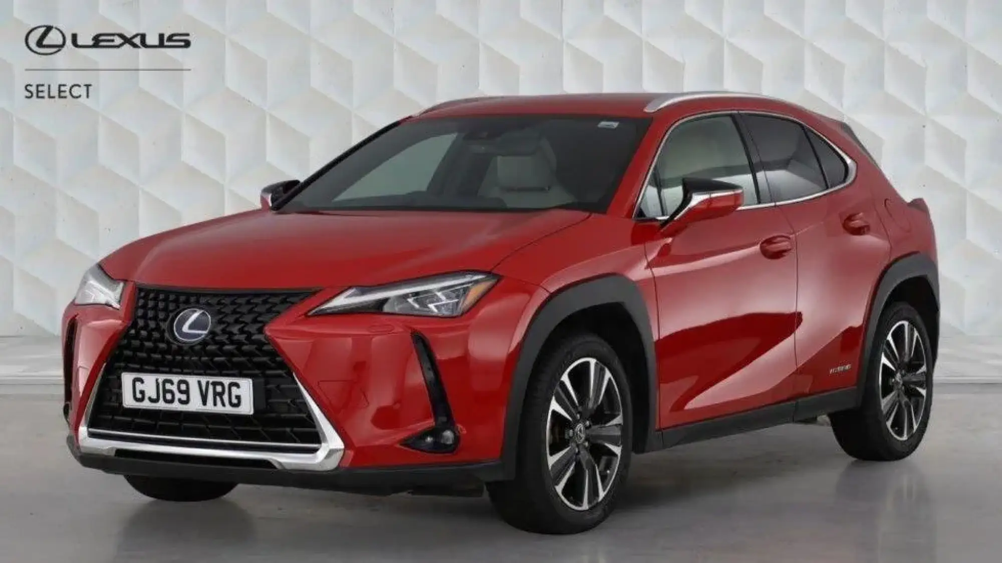 Lexus UX Self-Charging Hybrid 2.0h Premium Plus E-CVT Euro 6 (s/s) 5dr GJ69VRG Image 3