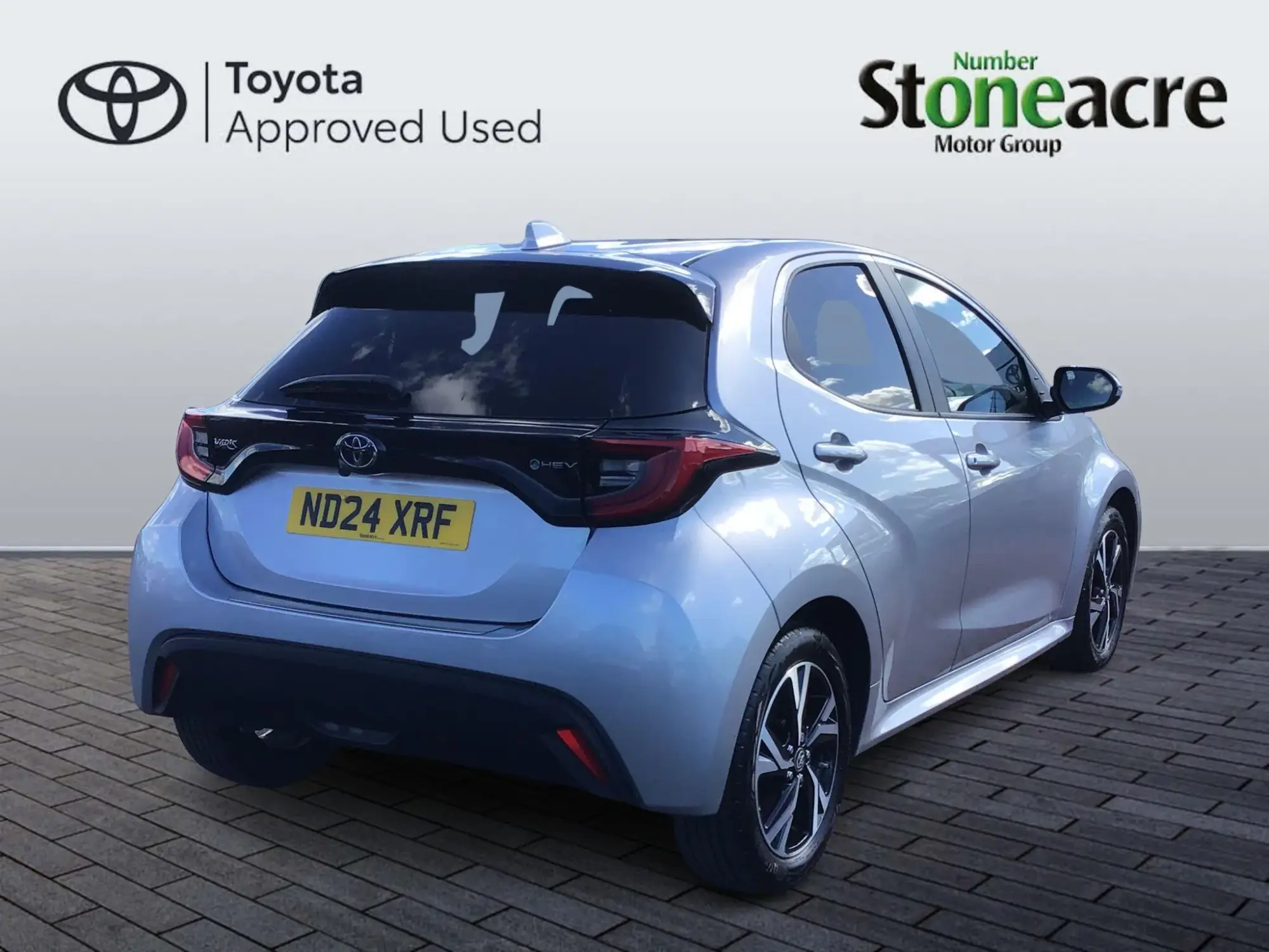 Toyota Yaris Image 2