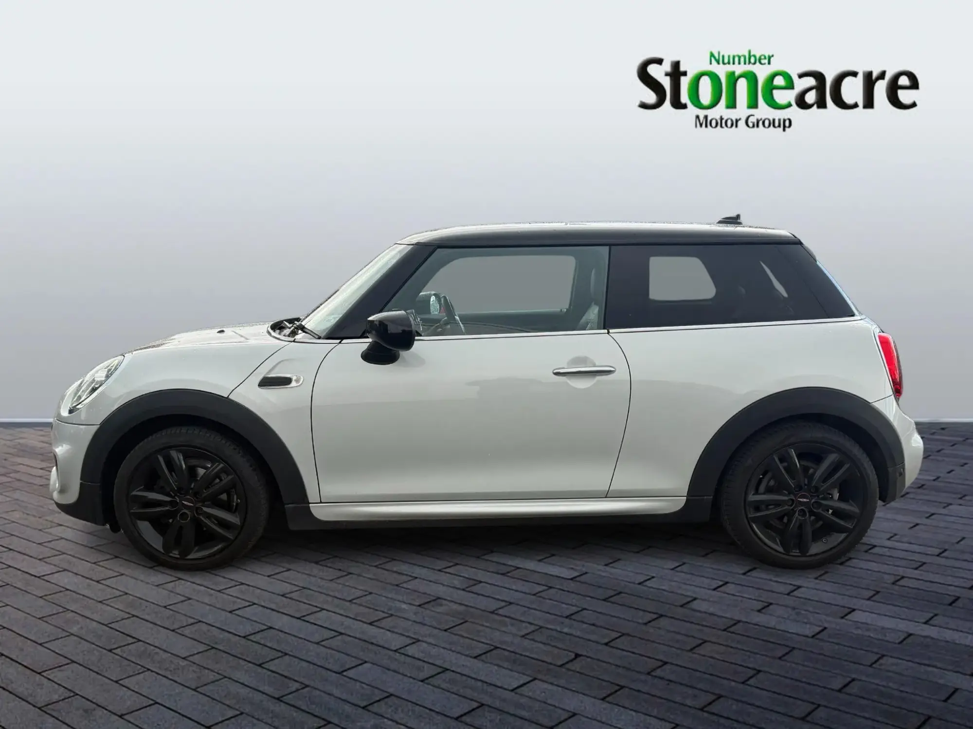 MINI Hatch Image 6