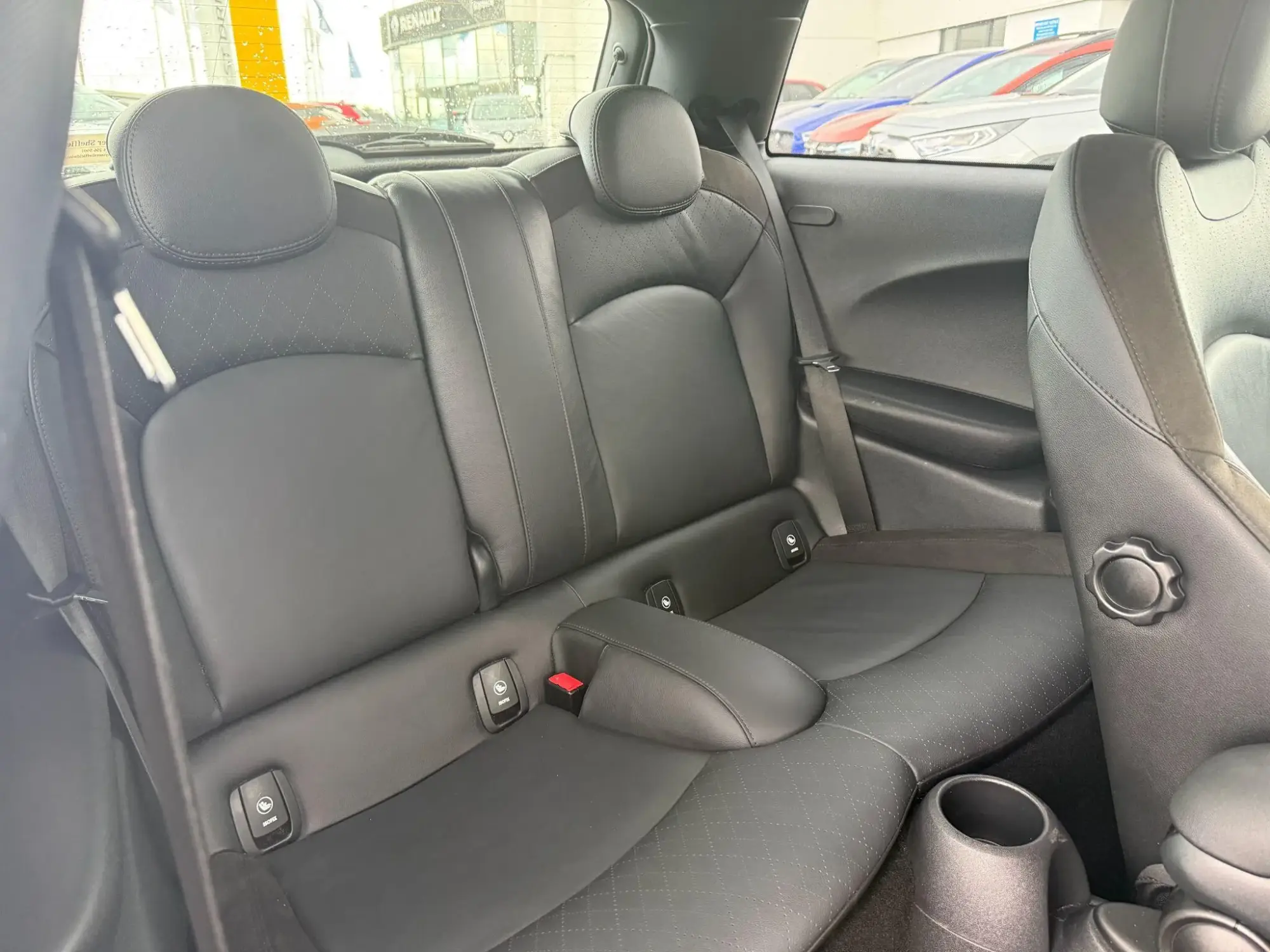 MINI Hatch Image 22