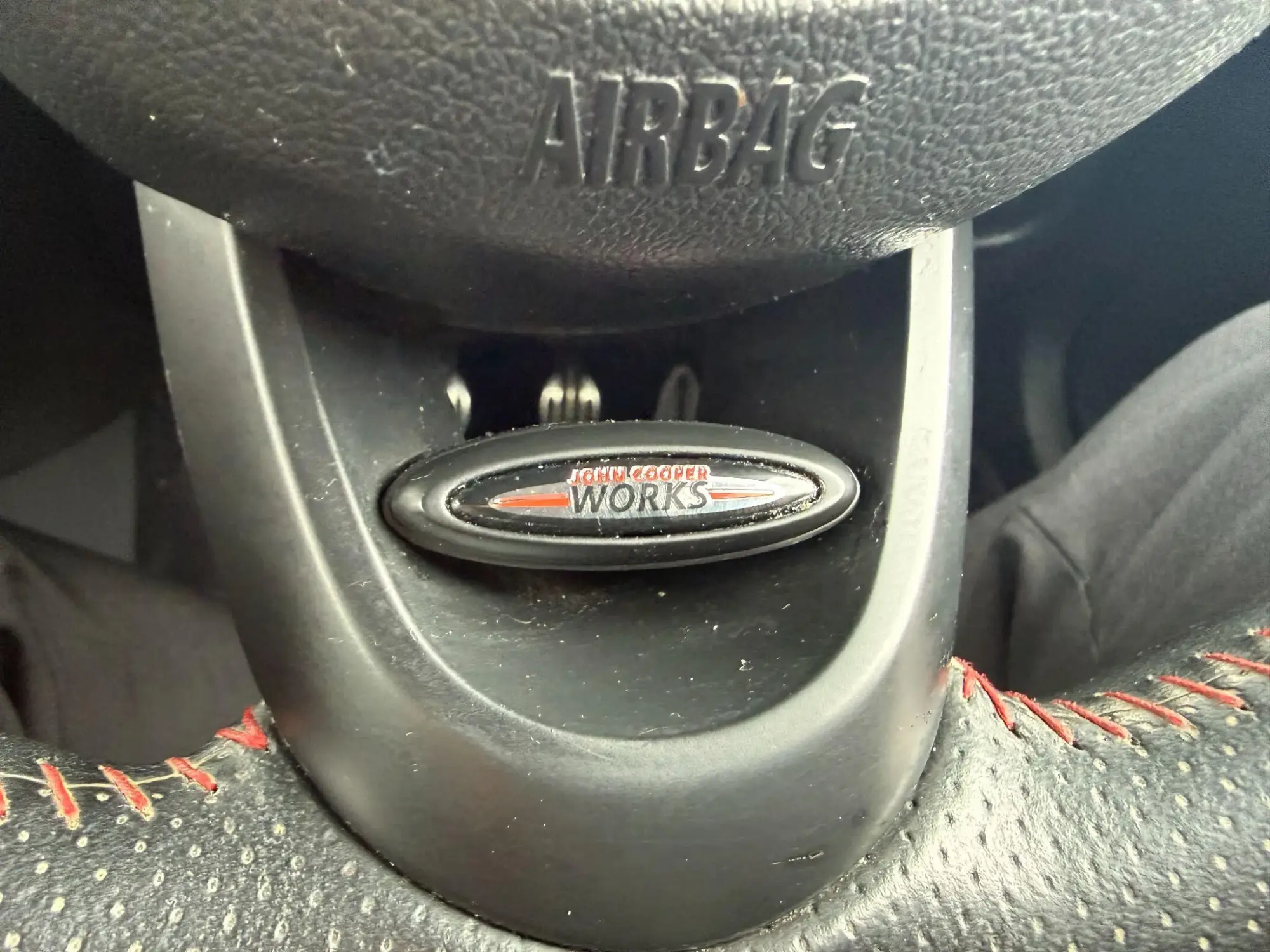 MINI Hatch Image 24