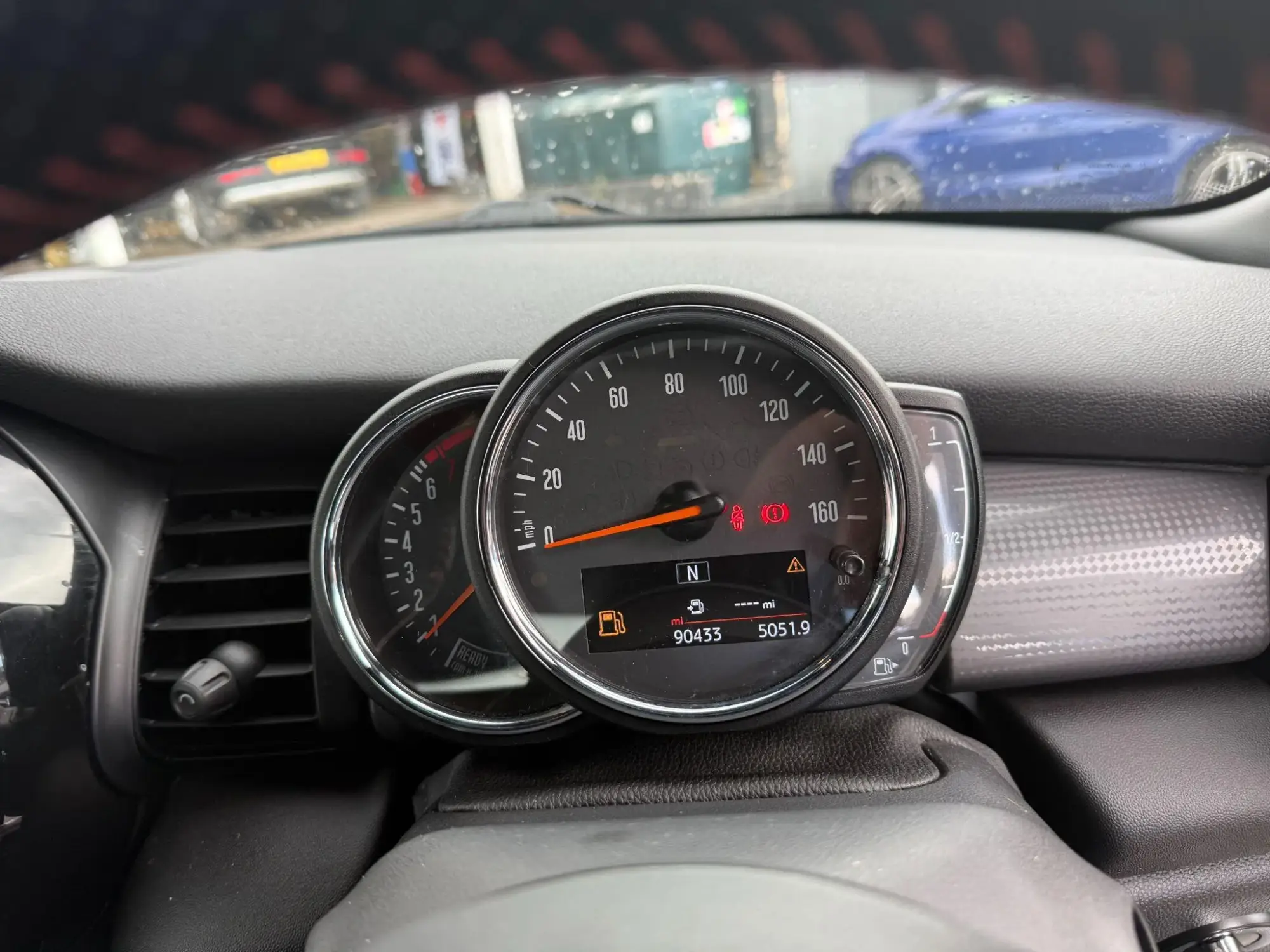 MINI Hatch Image 29