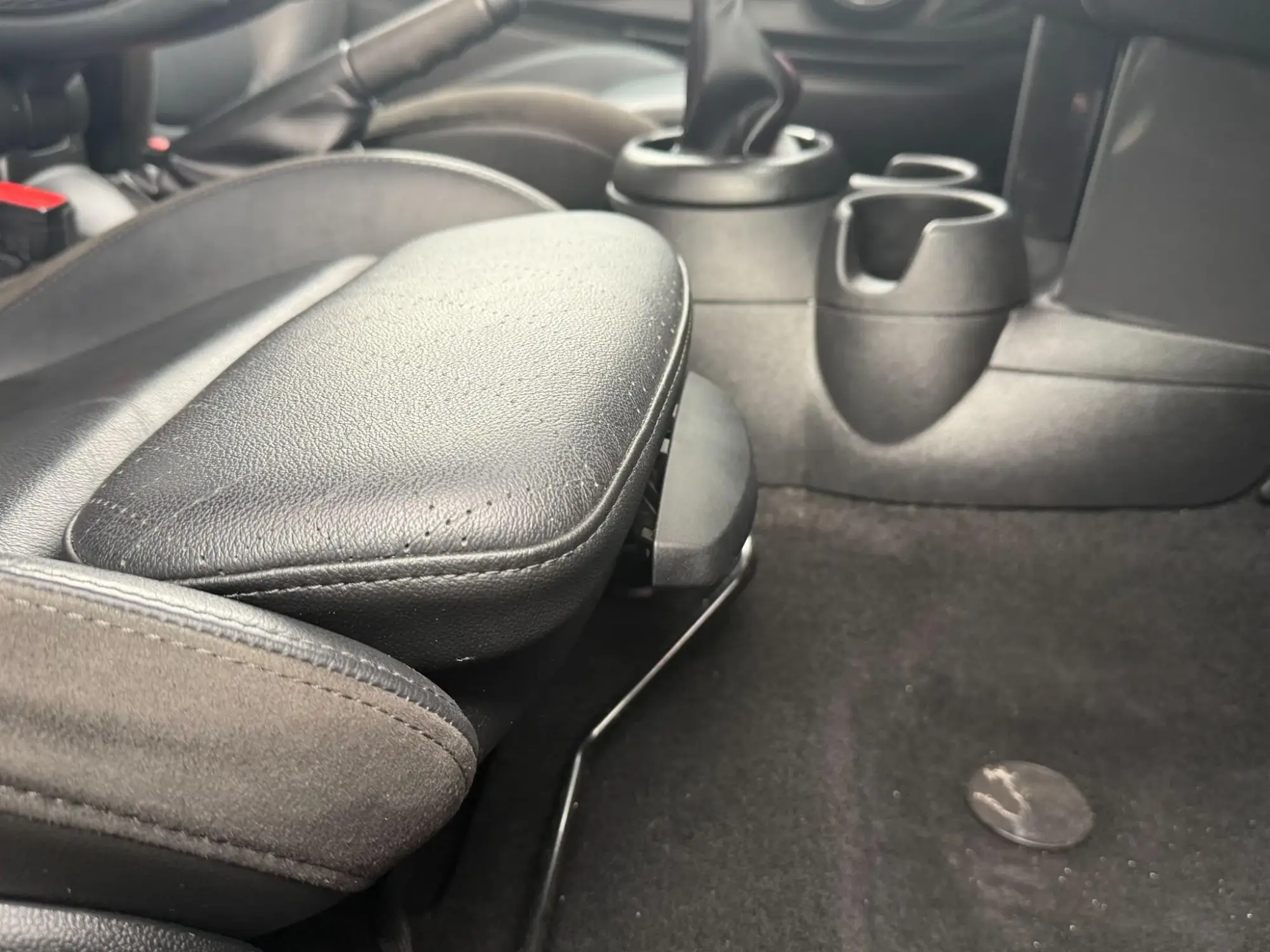 MINI Hatch Image 33