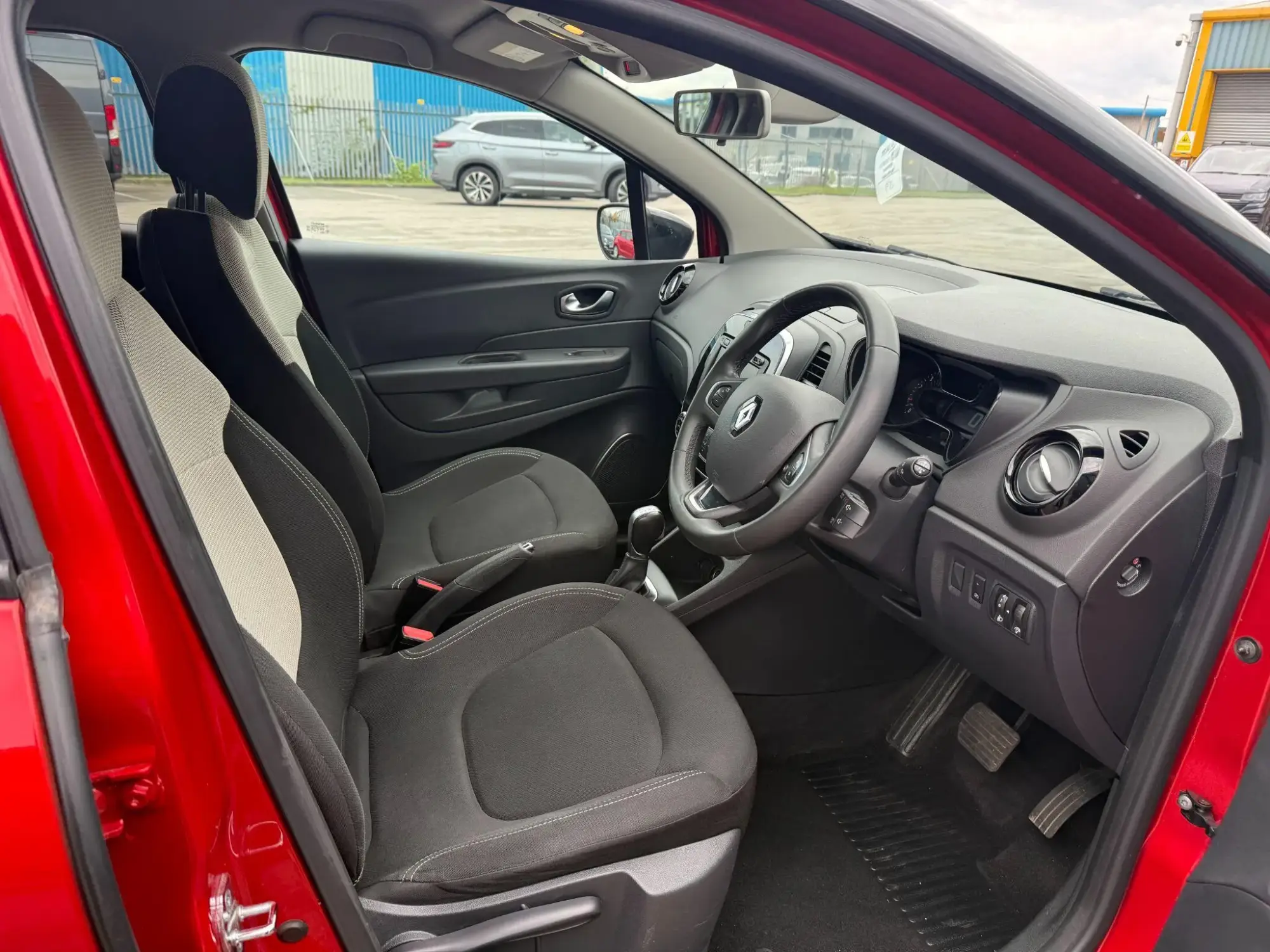 Renault Captur Image 15