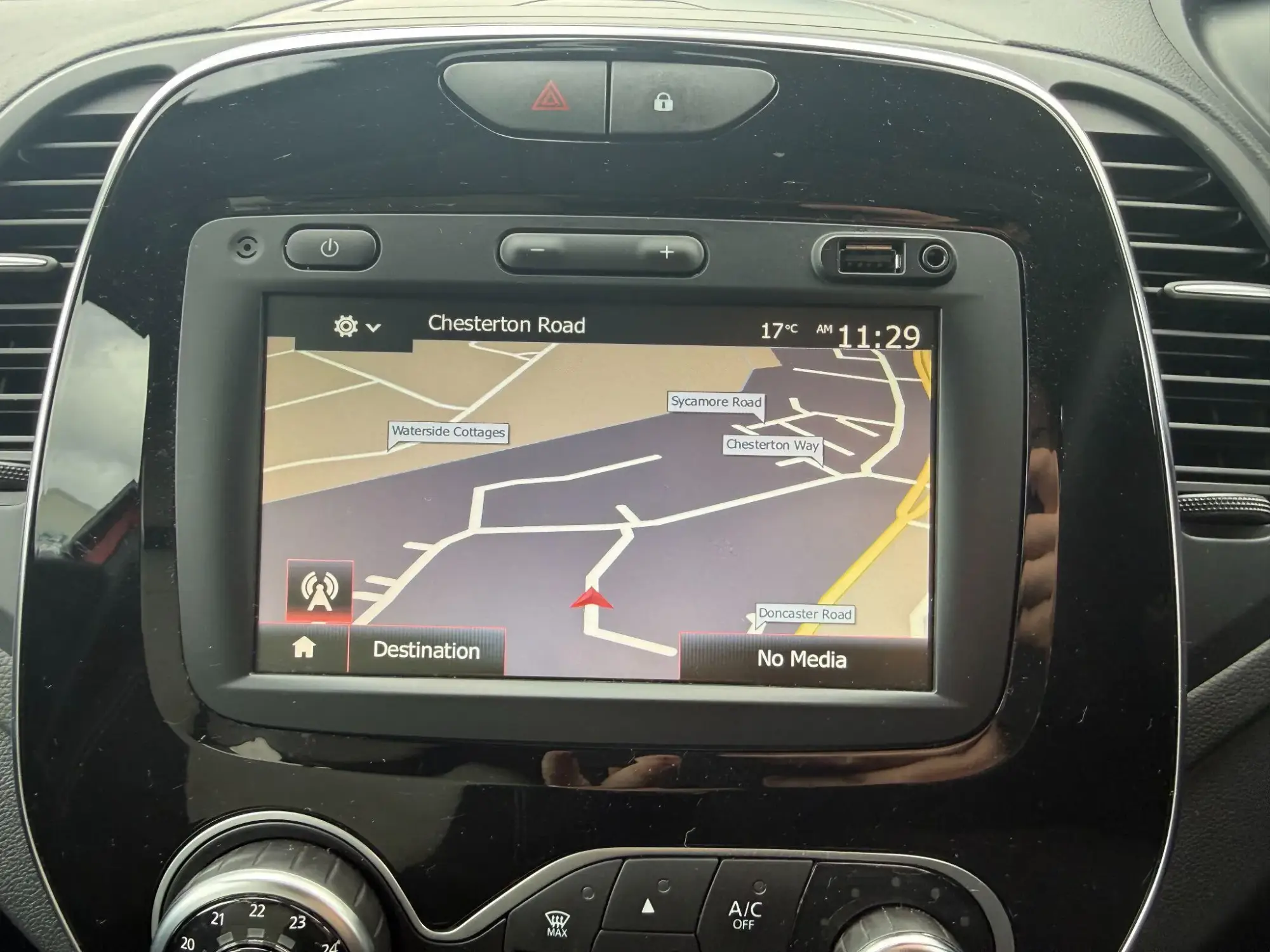 Renault Captur Image 28