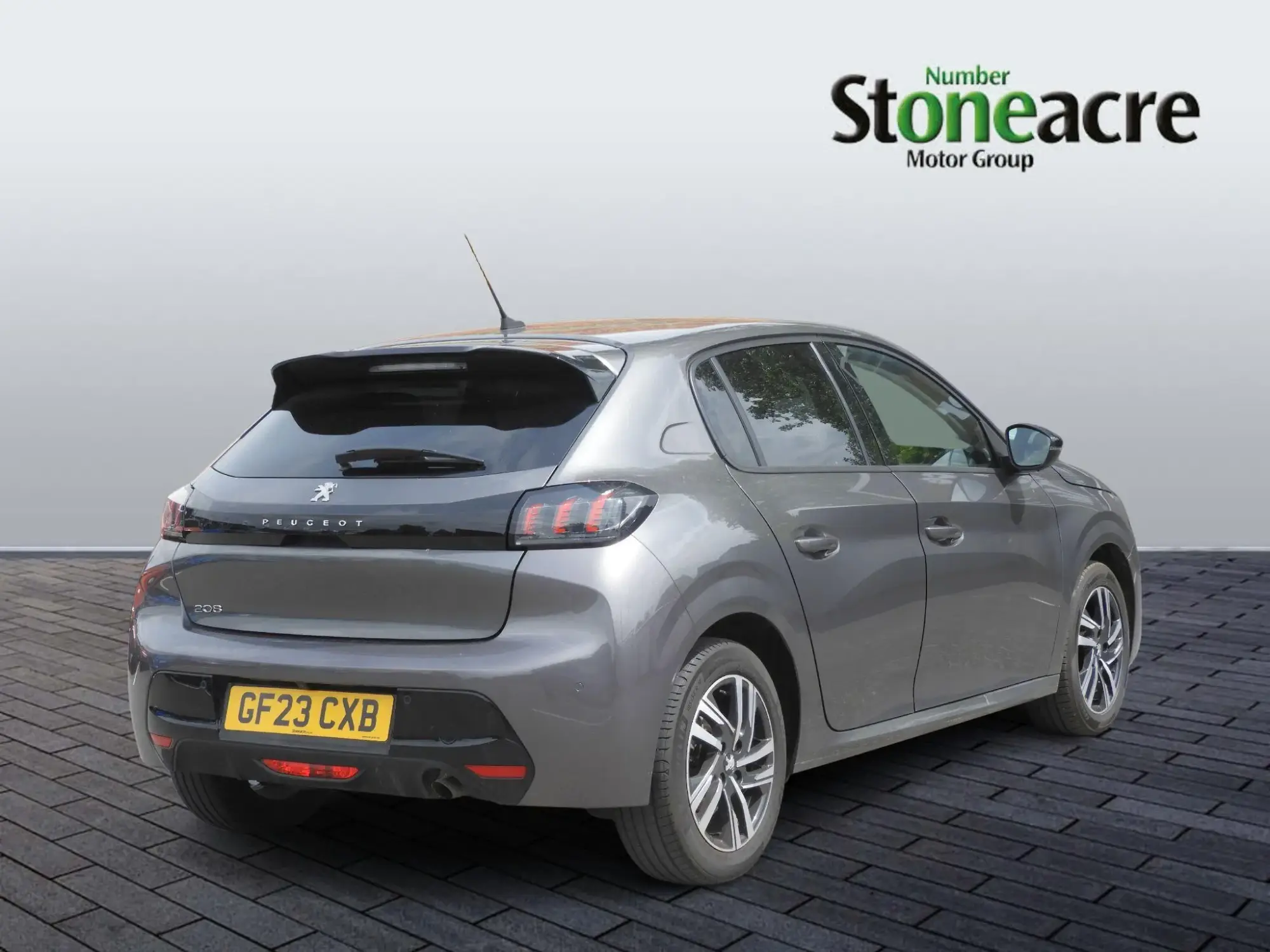 Peugeot 208 Image 3