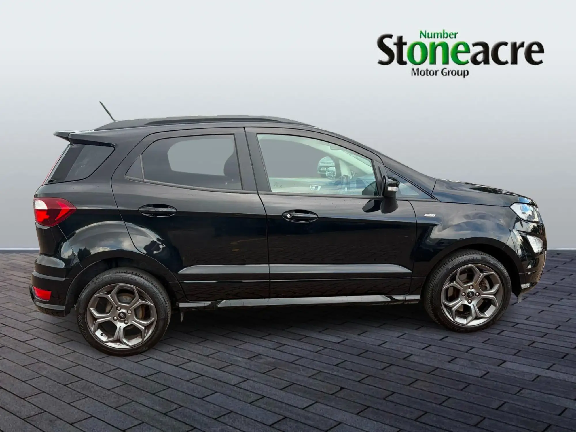 Ford EcoSport Image 2