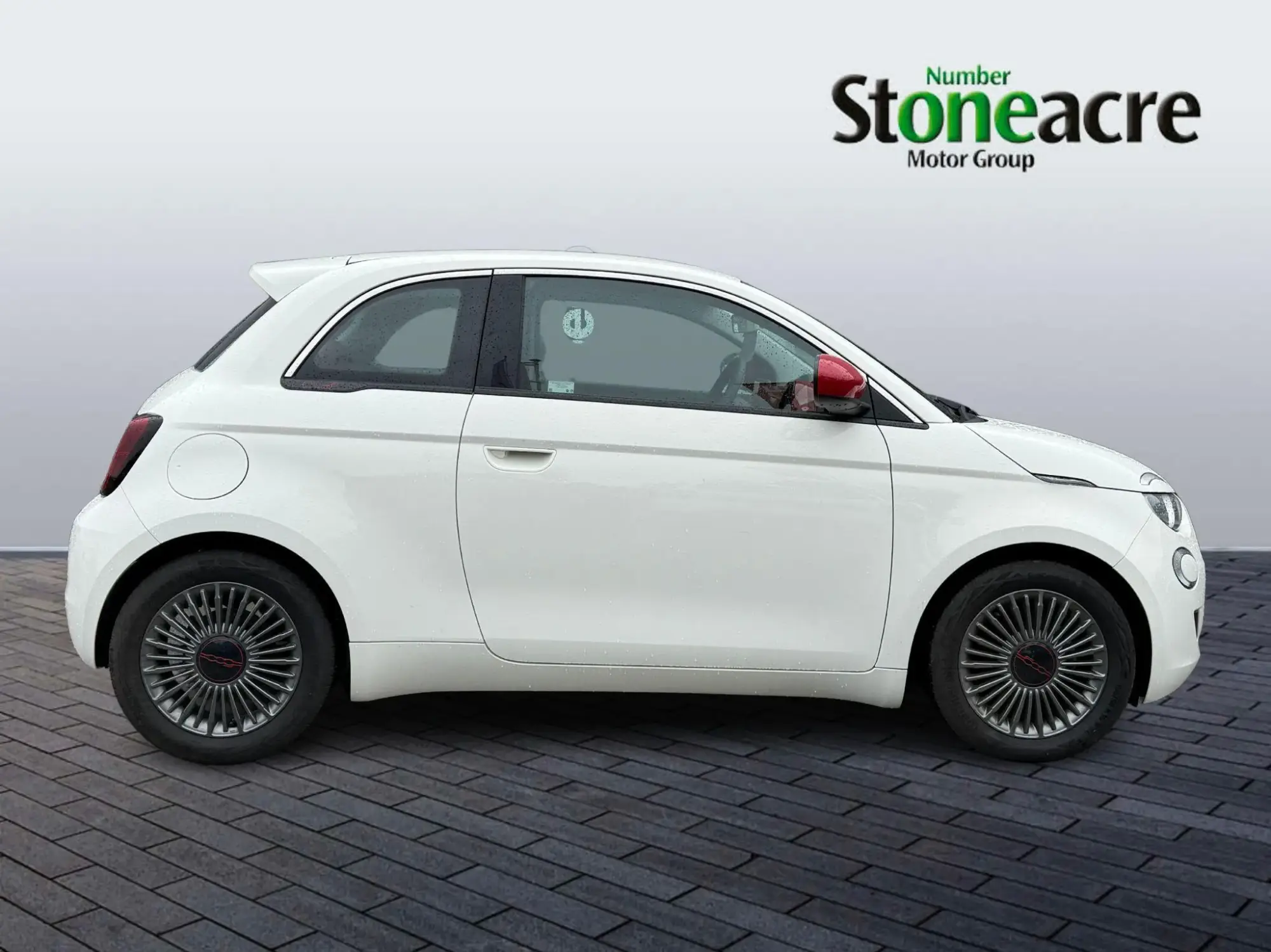 Fiat 500e 24kWh RED Auto 3dr MT22RUV Image 2