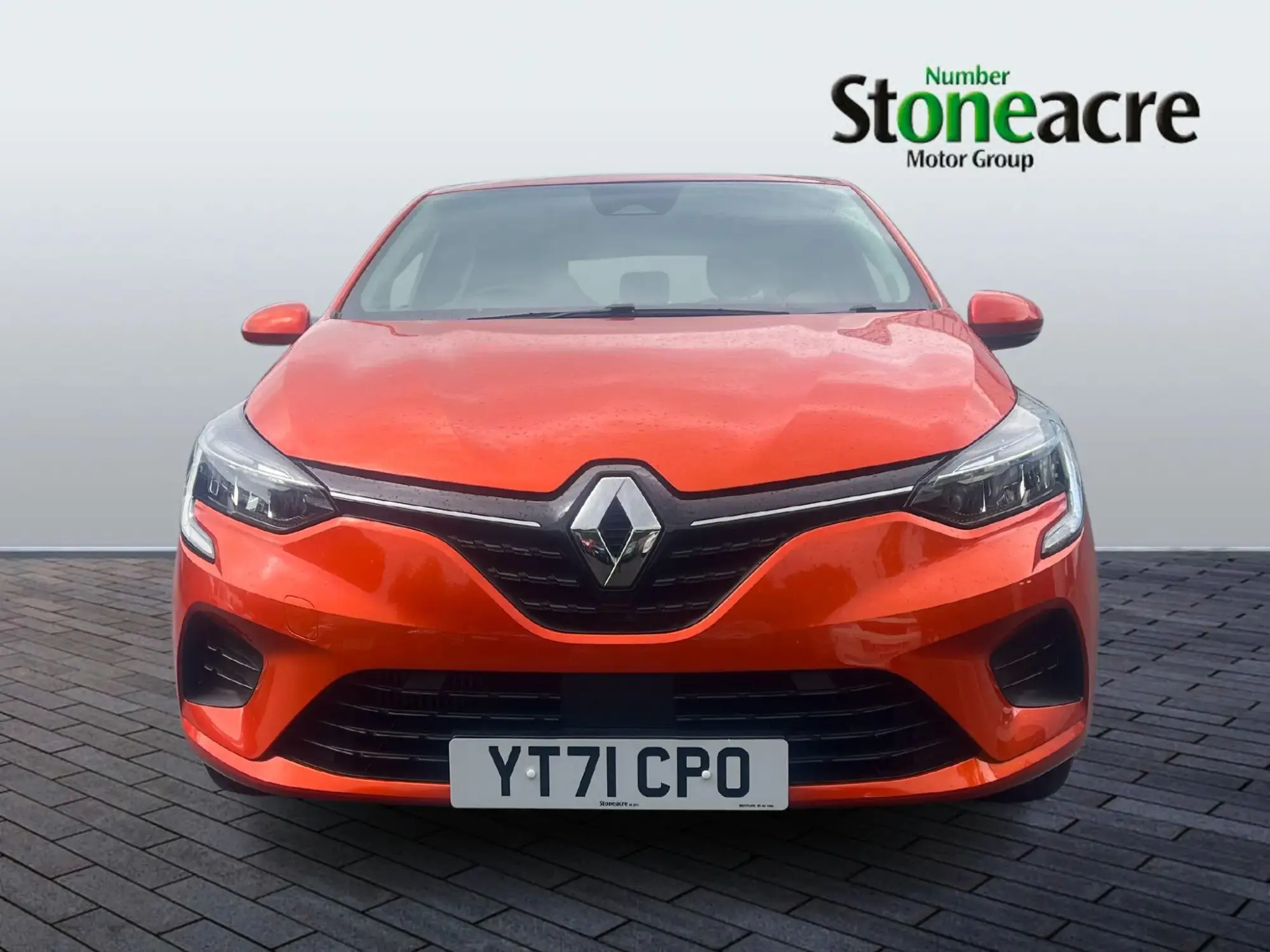 Renault Clio 1.0 TCe Play Euro 6 (s/s) 5dr YT71CPO Image 2