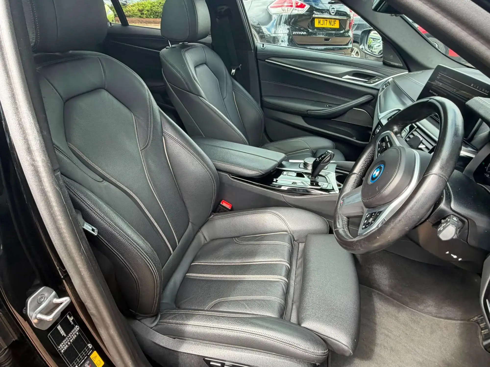 BMW 5 Series Image 10 BMW 5 Series Image 10